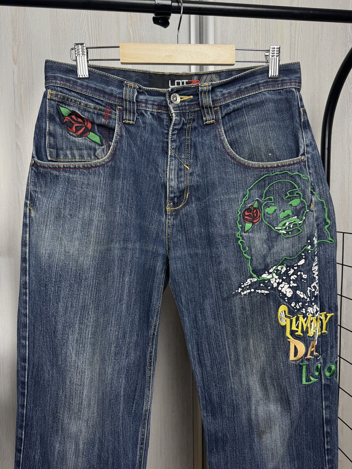 Other Lot 29 Jeans Looney Tunes Denim Gimmy Da Loot Distressed Size US 30 / EU 46 - 4 Thumbnail
