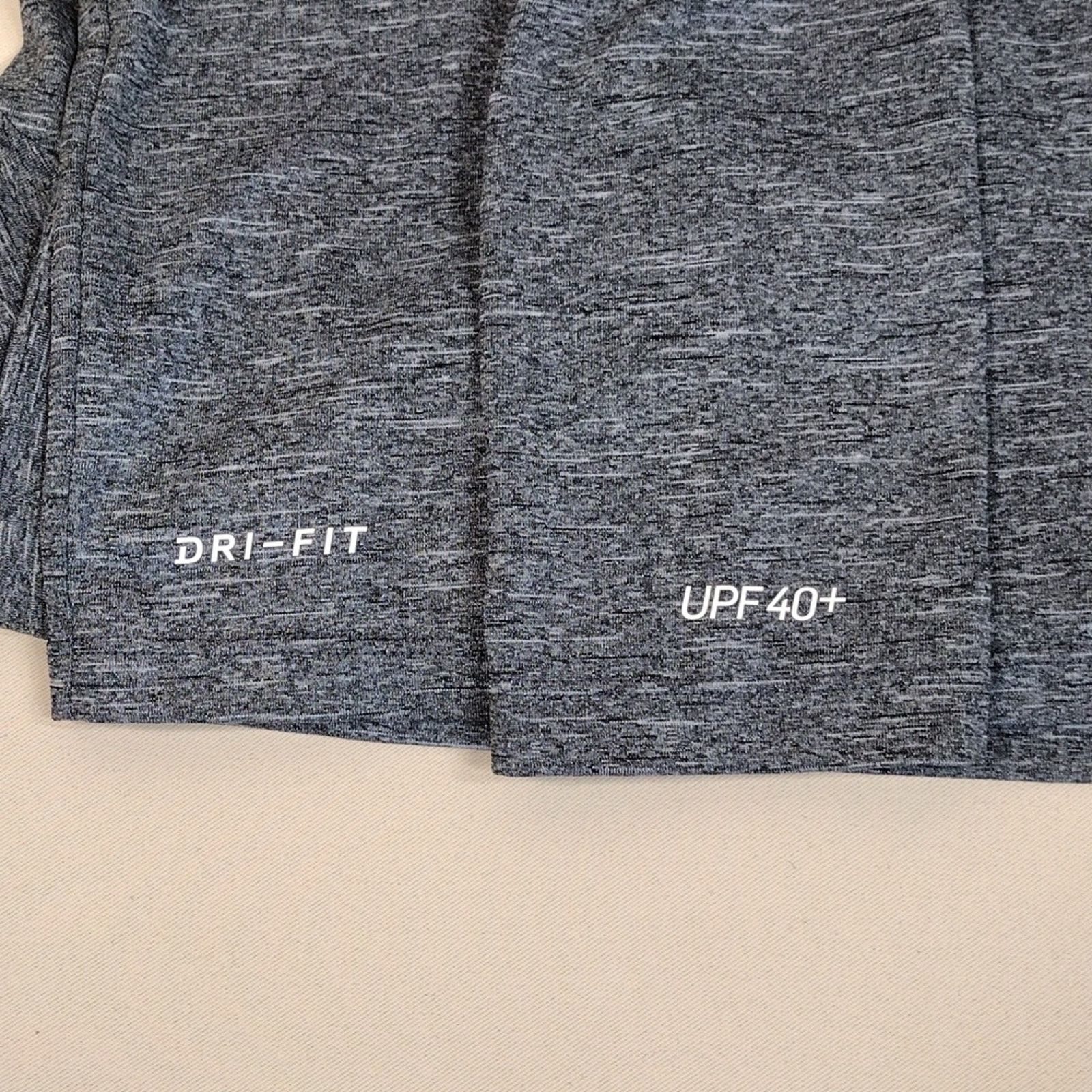 Nike Nike Men's Dri-FIT UPF 40+ Heathered Long Sleeve Grey Hoodie Size US S / EU 44-46 / 1 - 8 Thumbnail