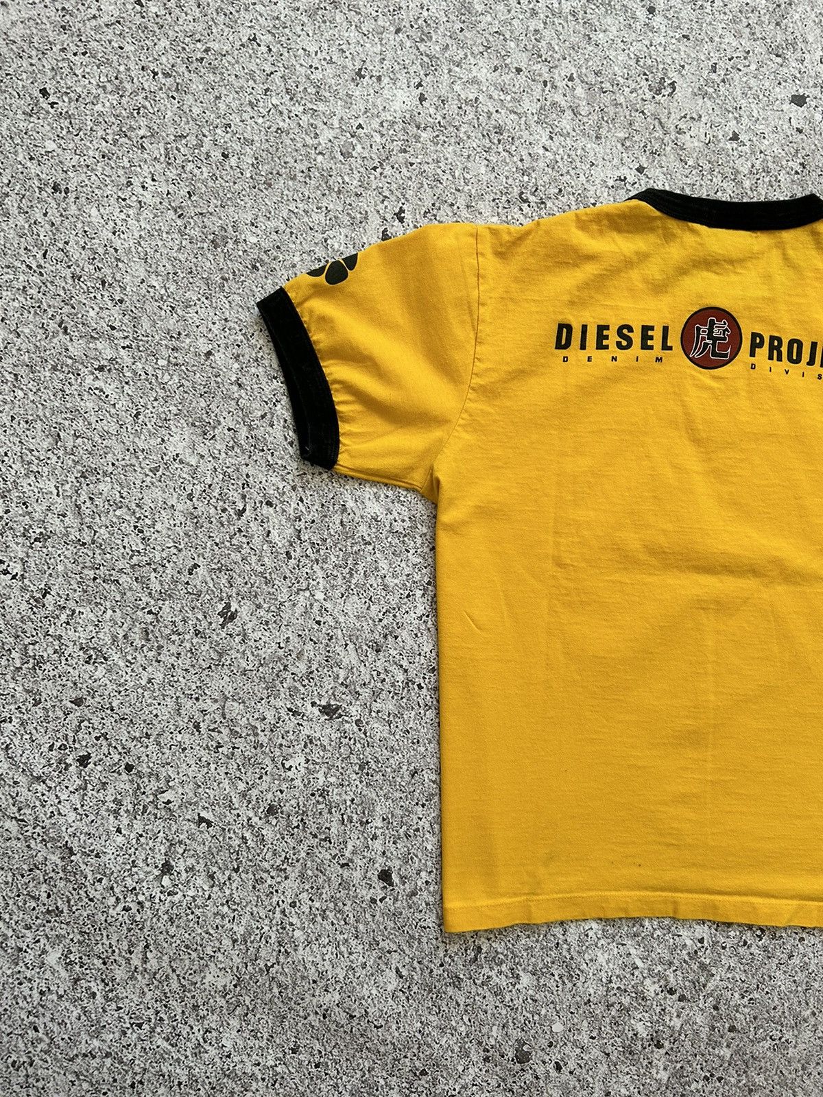 Diesel × Japanese Brand Vintage 90s Diesel Denim Division t-shirt retro rare Y2K Size US L / EU 52-54 / 3 - 7 Thumbnail