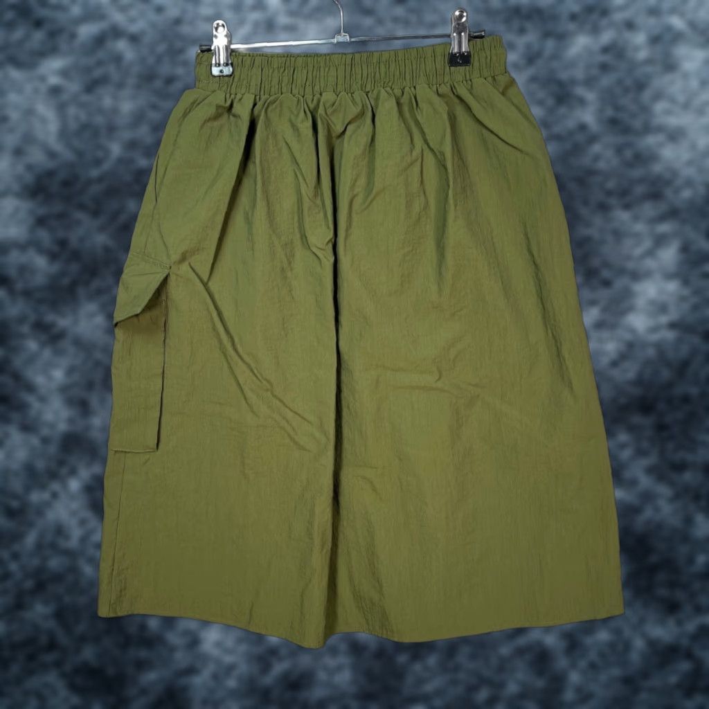 Anthropologie Anthropologie Skirt XS Olive Green Cargo Midi Womens Bohemian Elastic Waist Pockets Casual Spring Summer XS Womens Size 26" / US 2 / IT 38 - 1 Thumbnail