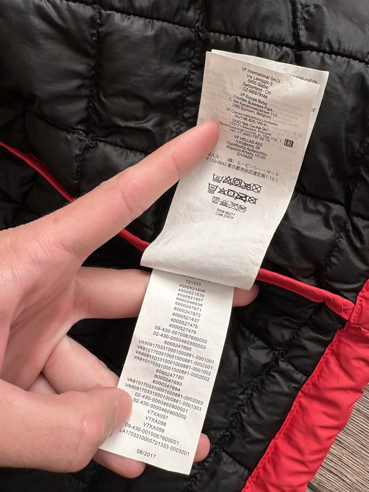 The North Face × Vans The North Face x Vans Torrey Thermoball Coach Jacket Size US S / EU 44-46 / 1 - 12 Thumbnail