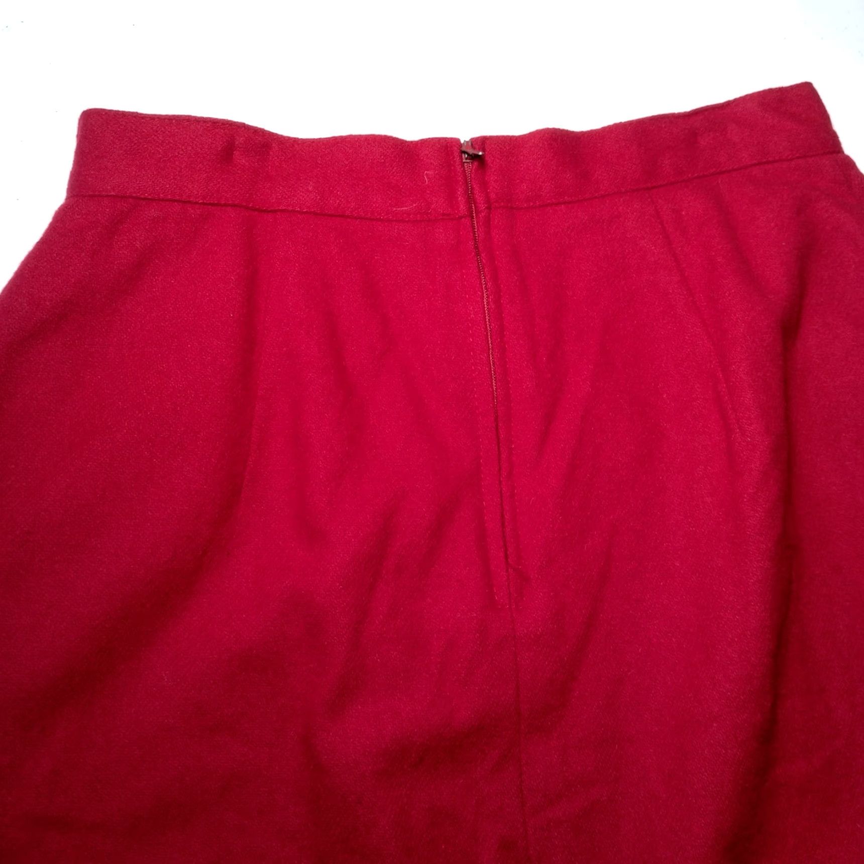 Vintage VINTAGE Pant-her Wool Pencil Skirt Women 26" Waist Red Midi Lined Office Wear Business Classic Size 26" / US 2 / IT 38 - 6 Thumbnail