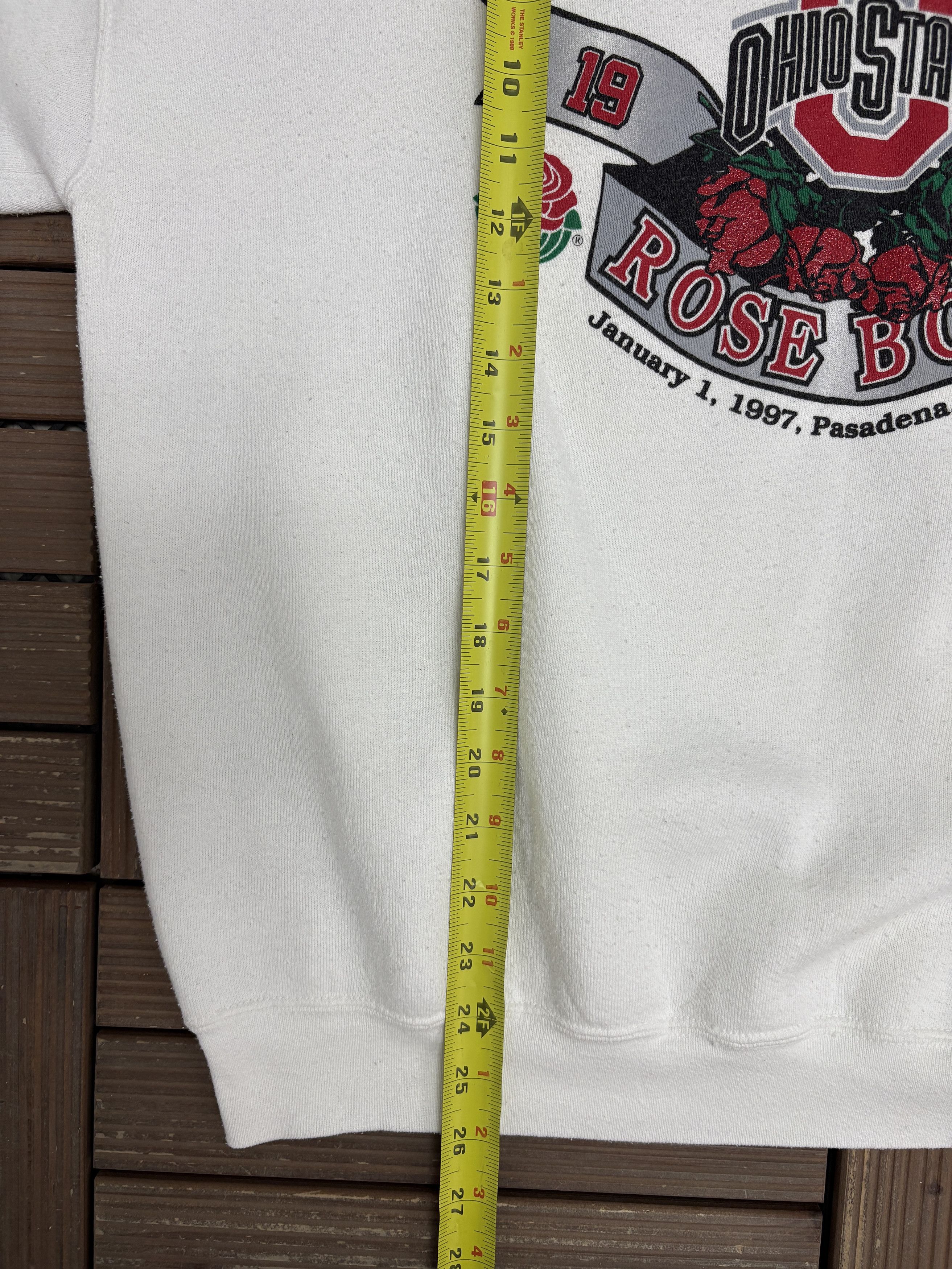 Vintage Ohio State Buckeyes Rose Bowl 1997 Vintage White Crewneck Size US XL / EU 56 / 4 - 8 Thumbnail