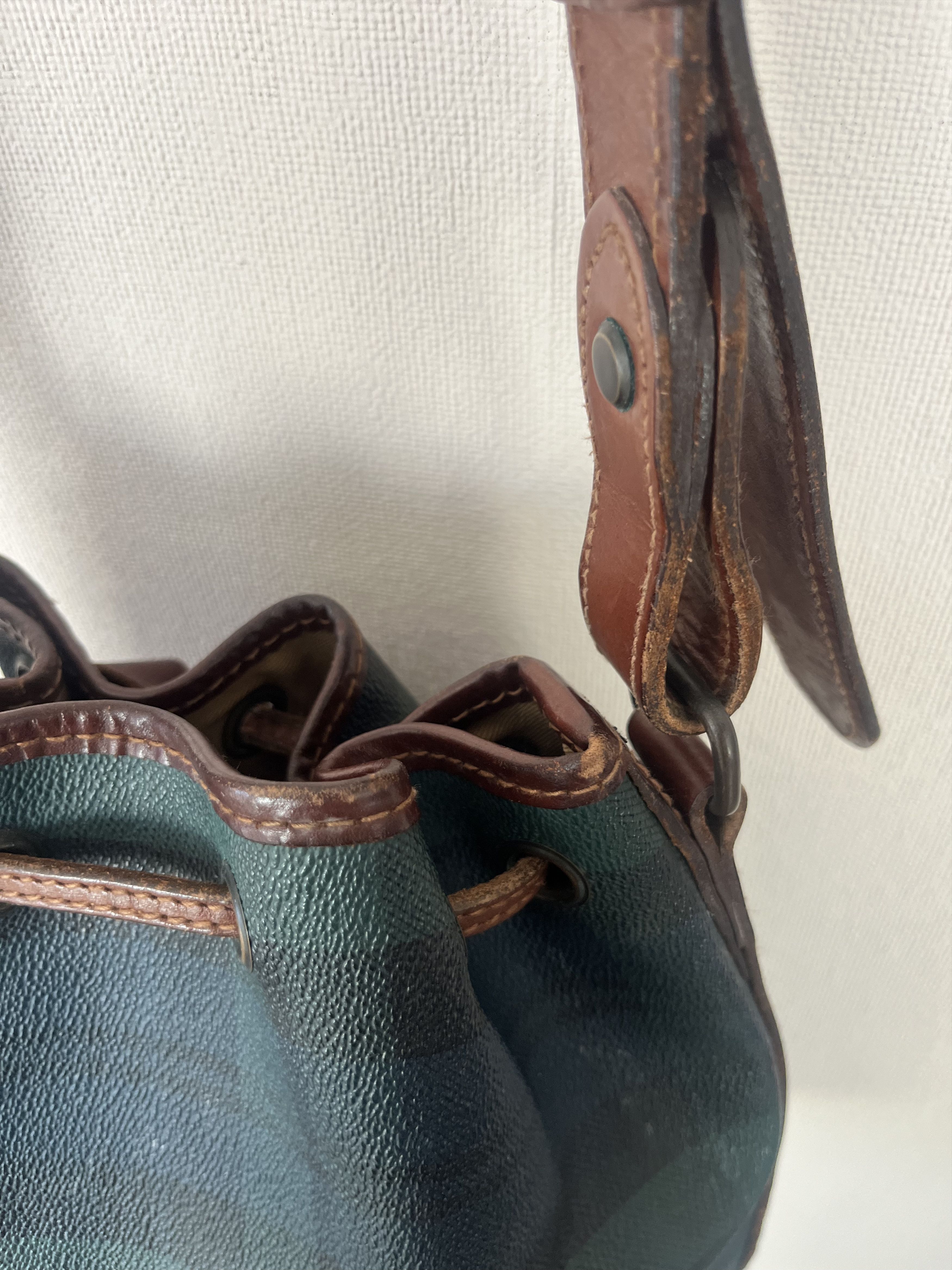 Polo Ralph Lauren VNTG Polo Ralph Lauren Blackwatch Plaid Leather Bucket Bag Size ONE SIZE - 12 Thumbnail