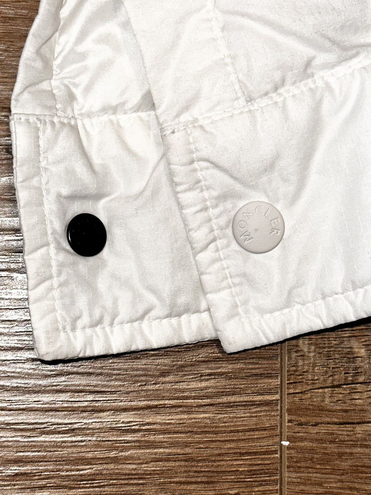 Moncler Moncler Lightweight Jacket Long Sleeve White Size US S / EU 44-46 / 1 - 19 Thumbnail