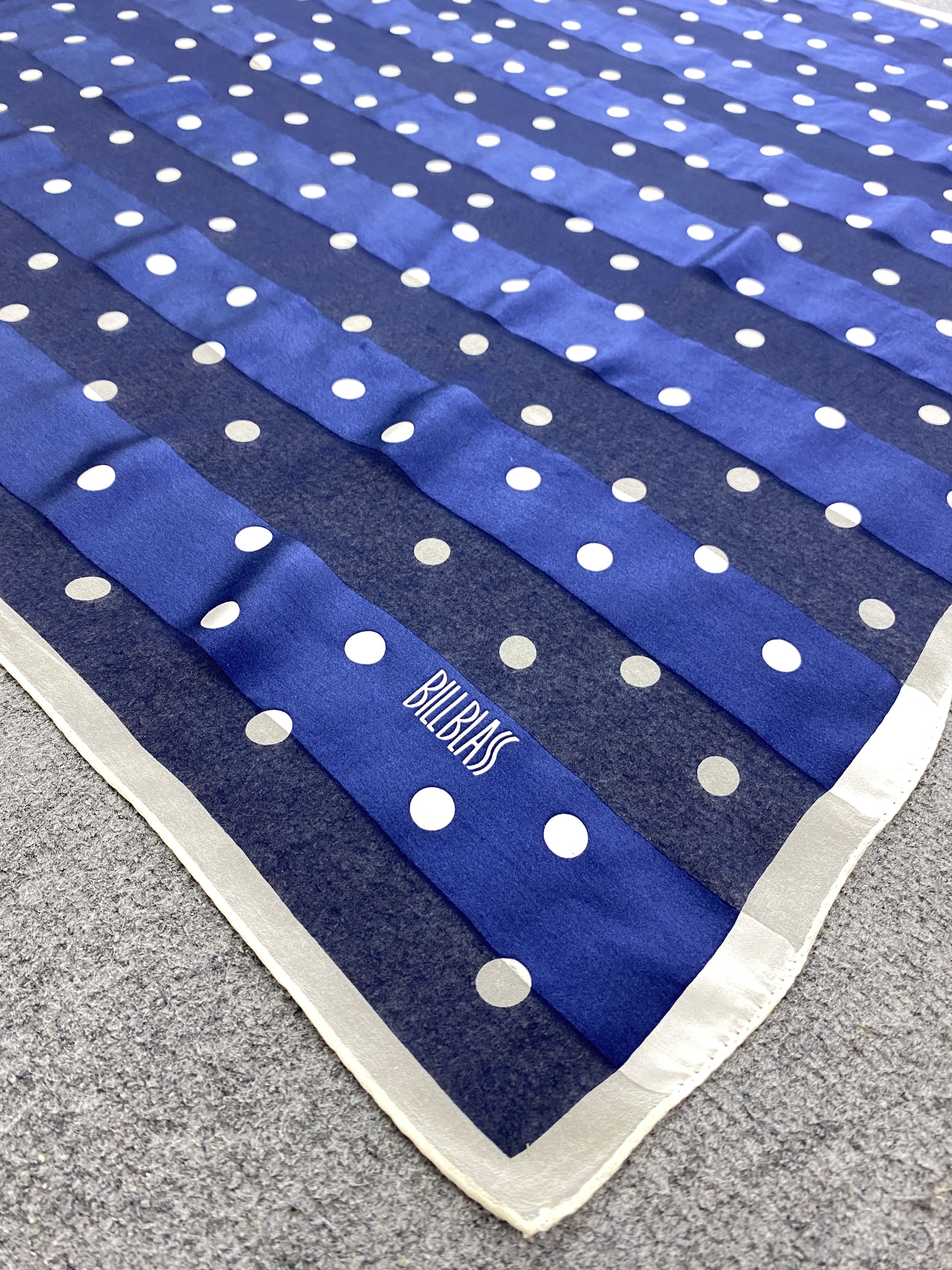 Vintage Vintage 80s Polkadot Silk Scarf SN0133 Size ONE SIZE - 4 Thumbnail