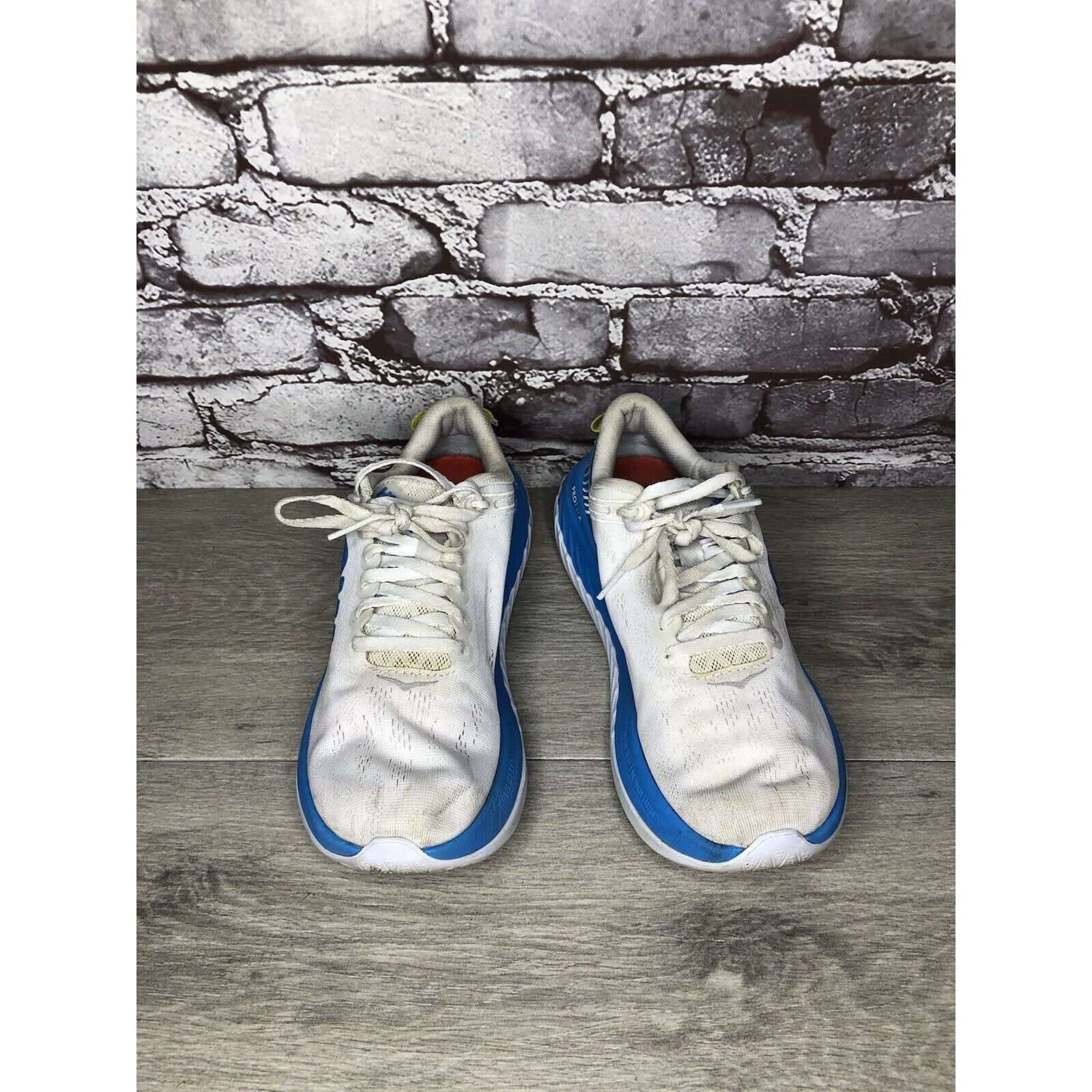 Hoka Hoka One One Carbon X Blue White Running Shoes Women 7B US/3 Size US 7 / IT 37 - 10 Thumbnail