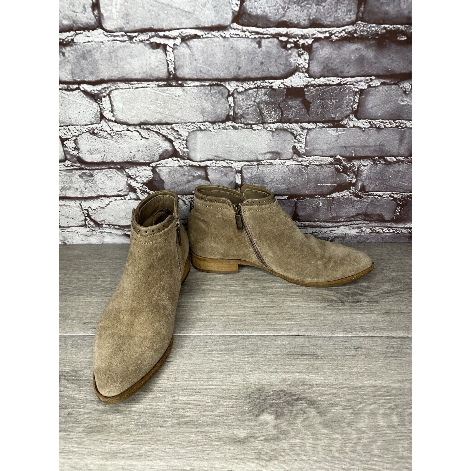 Other ITALEAU Tan Suede Leather Ankle Side Zipper Low Heel Boots W Size US 6.5 / IT 36.5 - 8 Thumbnail