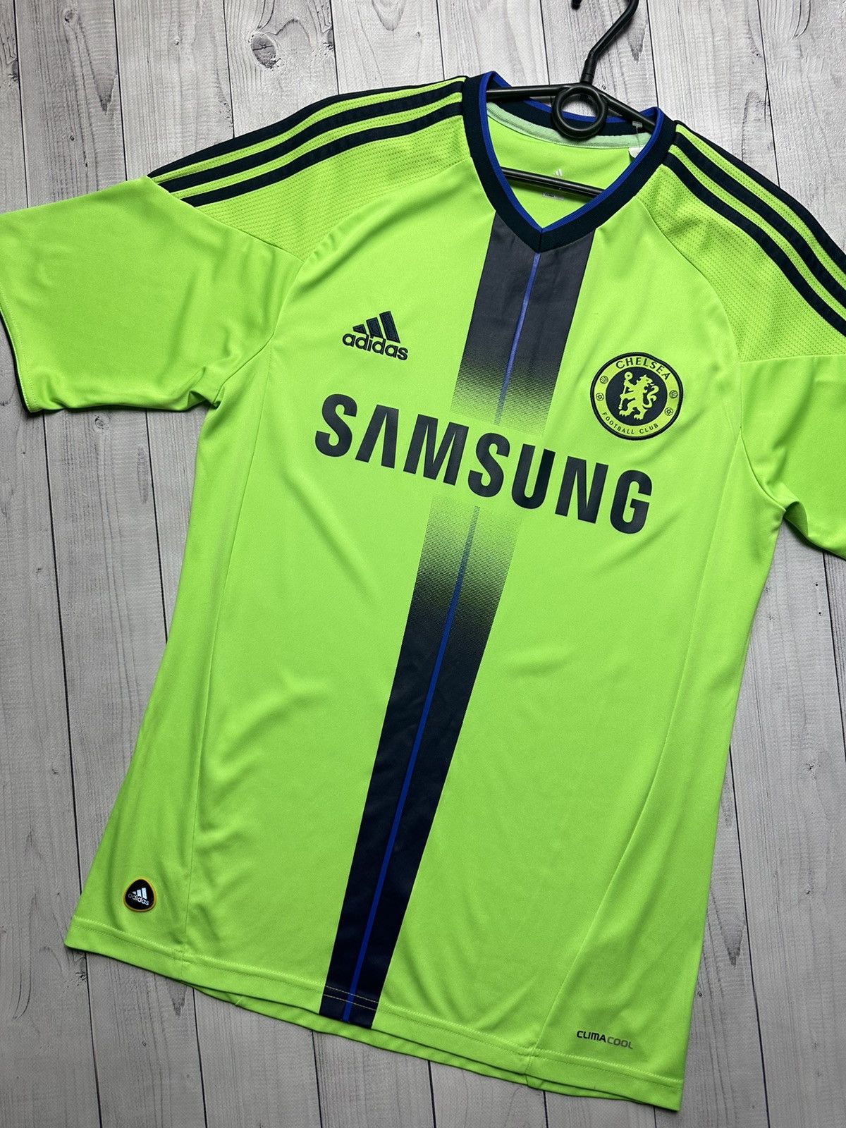 Adidas × Chelsea Soccer × Vintage Vintage adidas Chelsea soccer jersey size S green rare 2010 Size US S / EU 44-46 / 1 - 2 Thumbnail