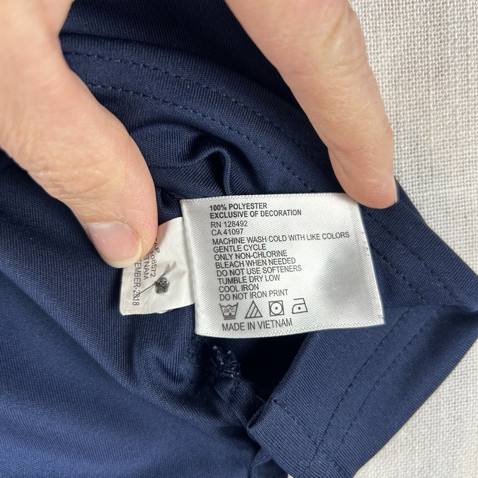 Greg Norman Greg Norman Play Dry 1/4 Button Down Polo Golf Large Blue Size US L / EU 52-54 / 3 - 10 Thumbnail