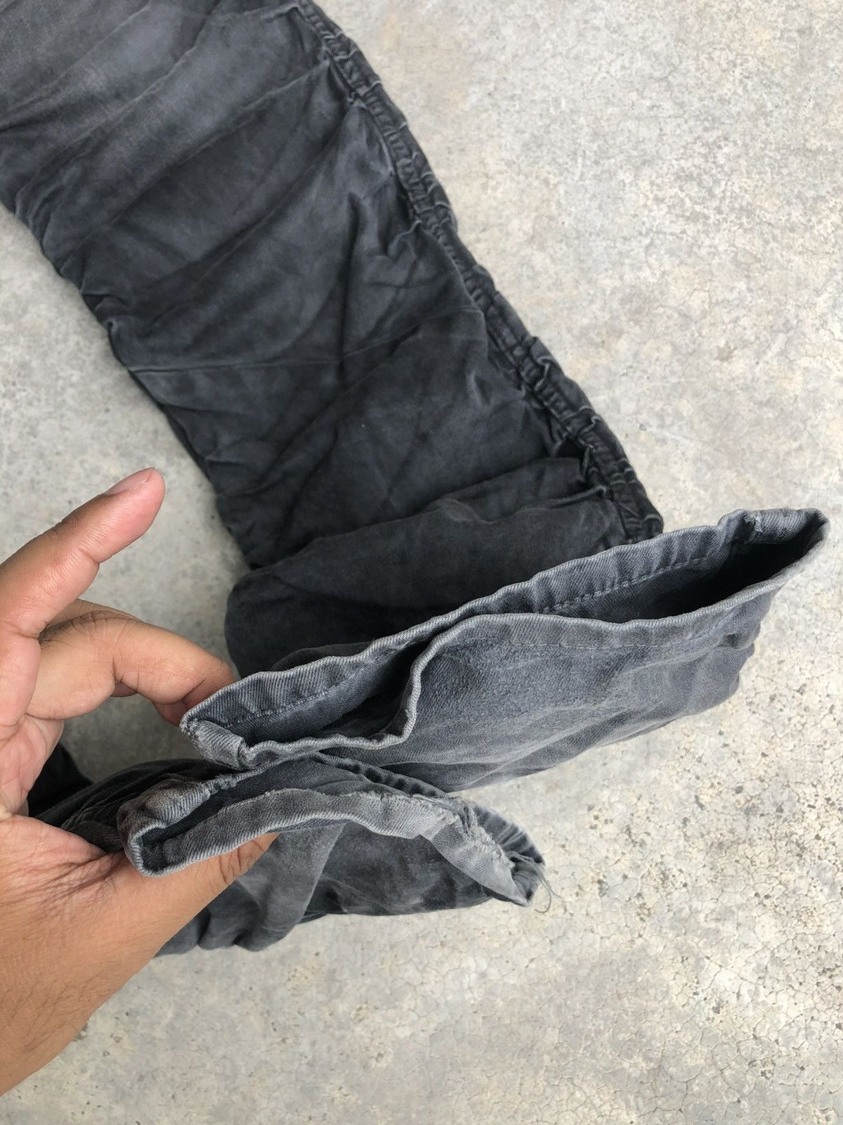 Tornado Mart Tornado Mart Cargo Pants Distressed Size US 31 - 8 Thumbnail