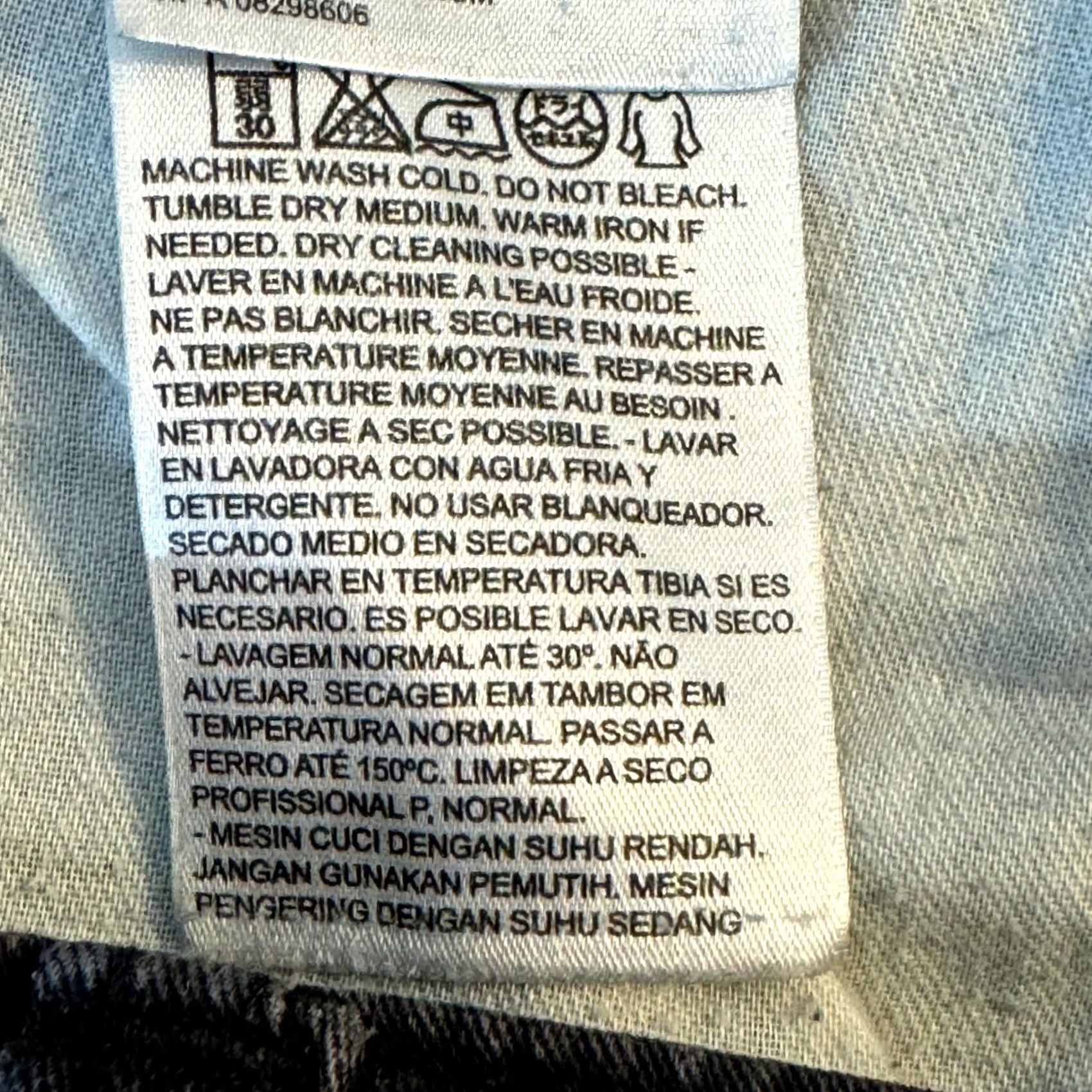Levi's Levi’s Cargo Shorts Mens 33 Black Utility Cargo Shorts Casual Workwear Size US 33 - 6 Thumbnail