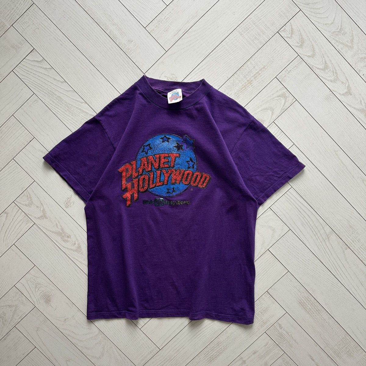 Planet Hollywood Planet Hollywood vintage tee USA 90s rare purple Disney y2k Size US M / EU 48-50 / 2 - 3 Thumbnail