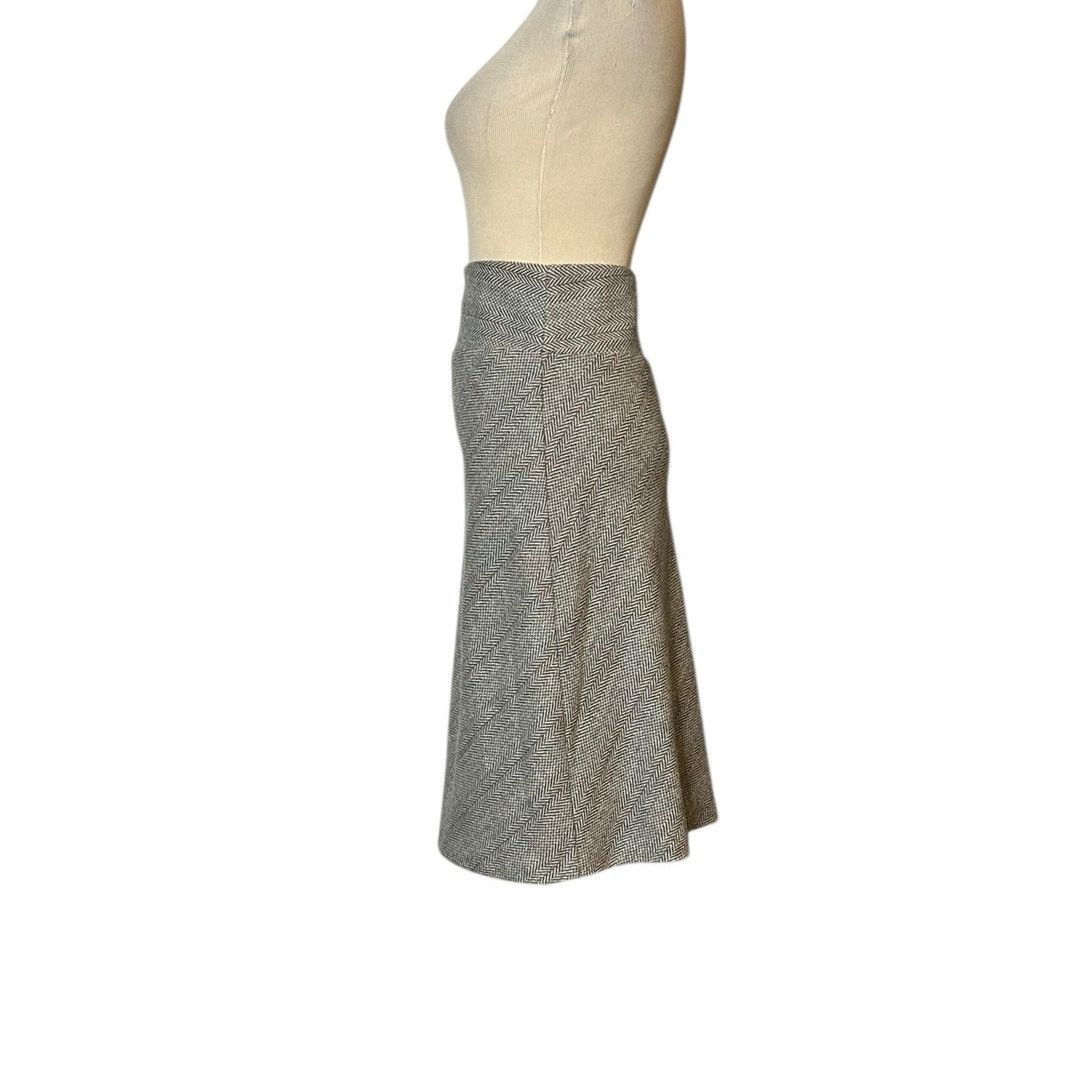 Benetton BENETTON gray red plaid knee length skirt size 44 US Medium Size 32" / US 10 / IT 46 - 7 Thumbnail