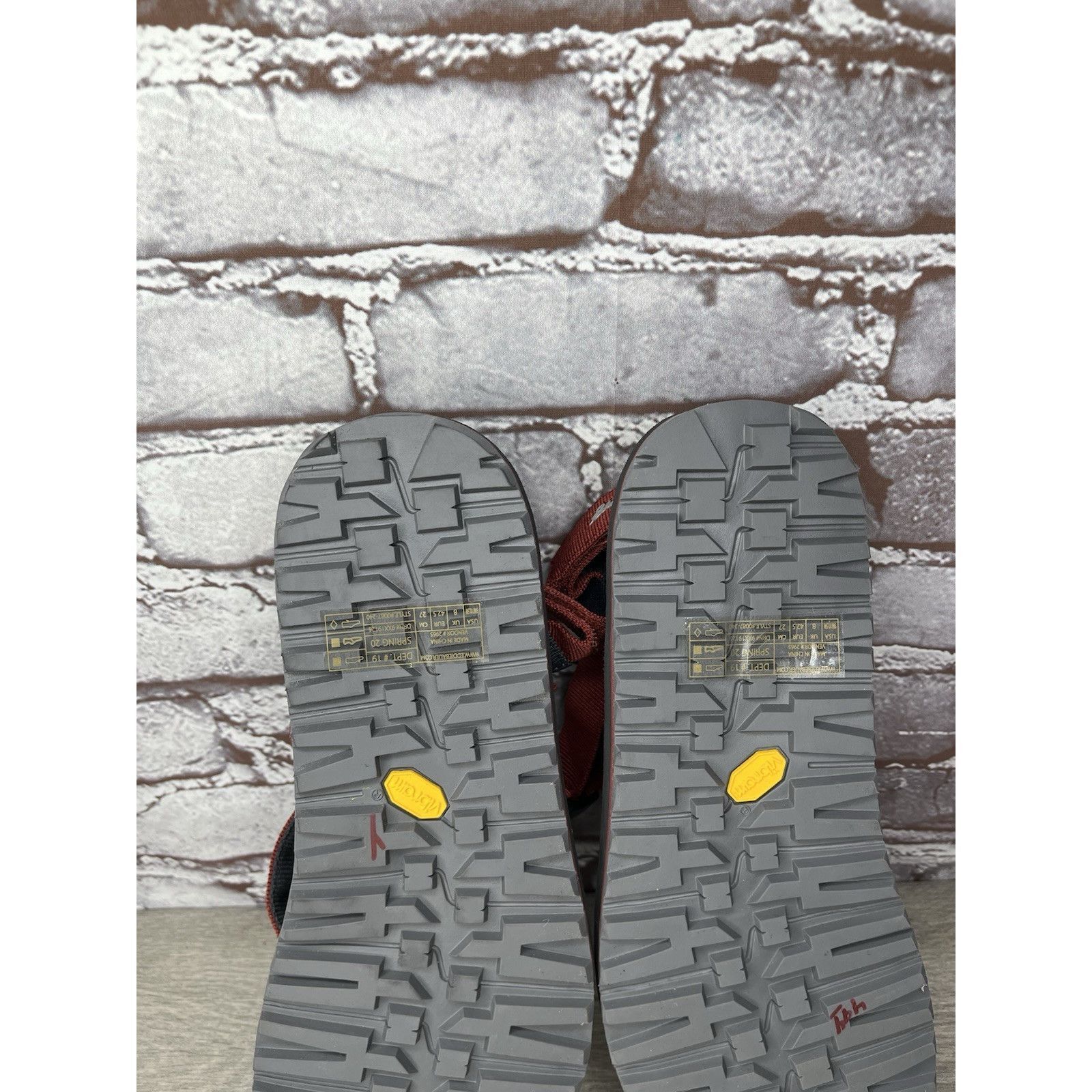 Eddie Bauer Eddie Bauer Minimalist T-Strap Thong Vibram bedrock Red Sand Size US 9 / IT 39 - 10 Thumbnail