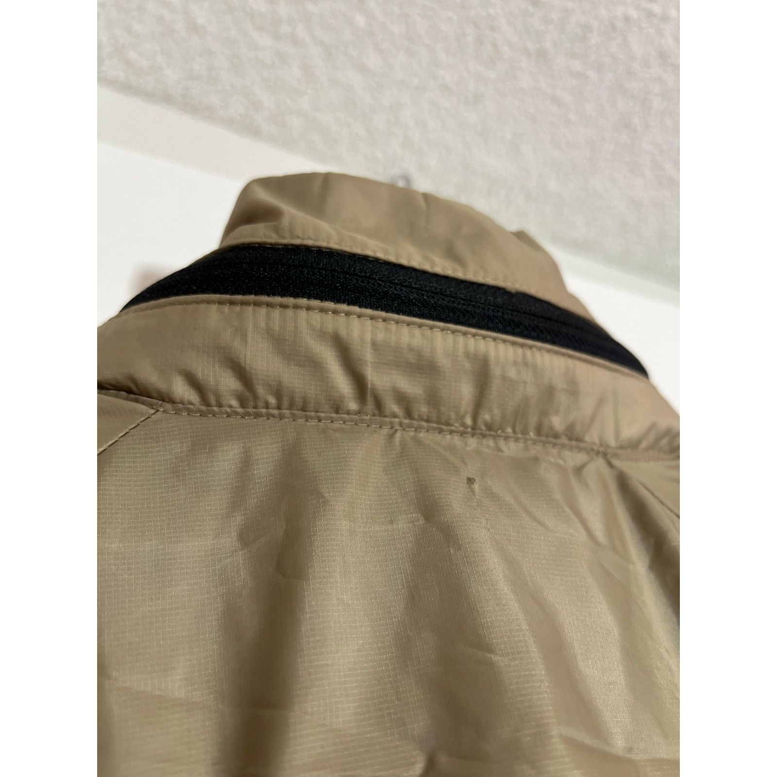 Nike •NWT• Nike Tech Small windbreaker jacket • Gold with Black Size US S / EU 44-46 / 1 - 8 Thumbnail