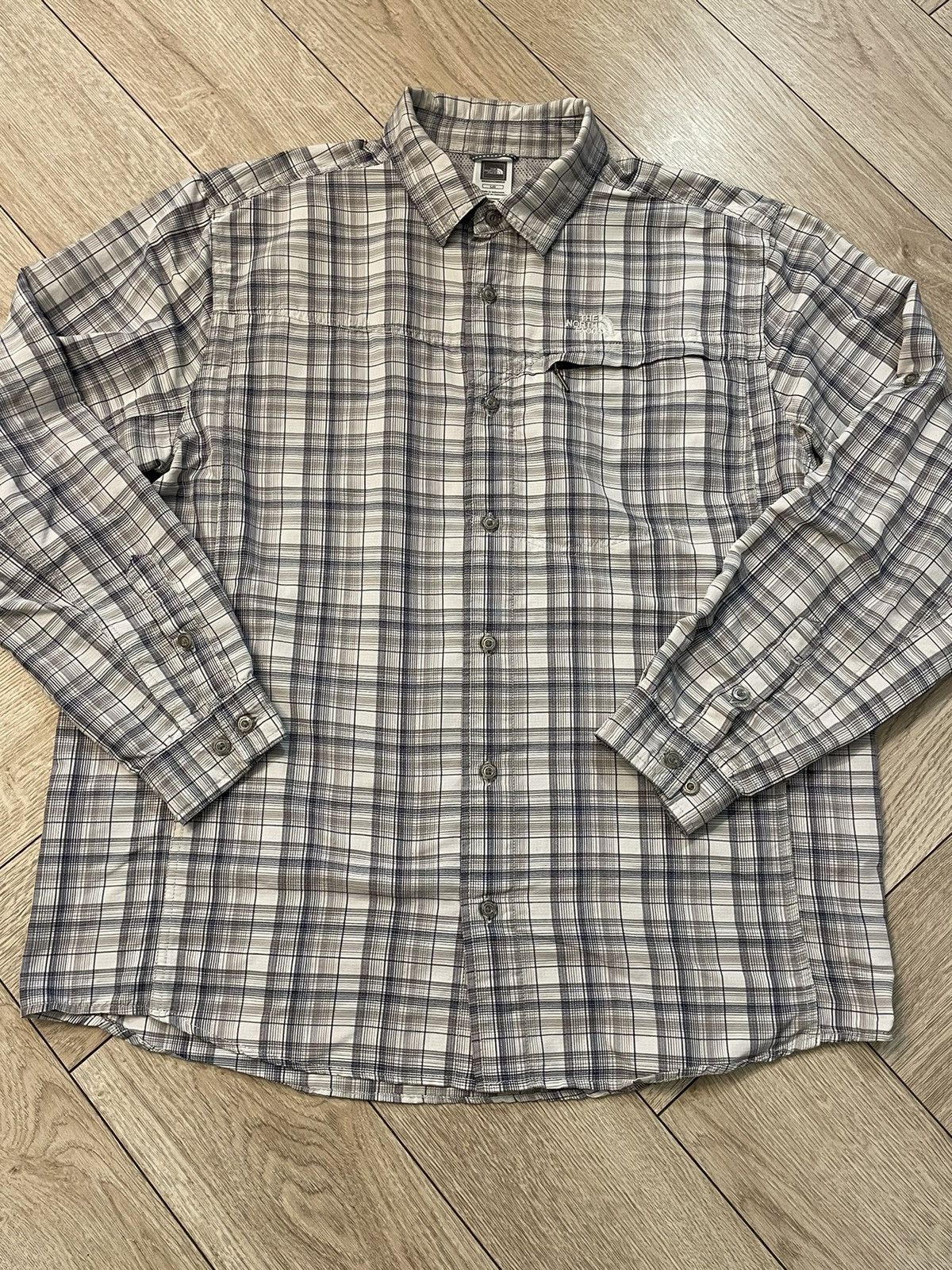 The North Face The North Face Shirt Mens Size US L / EU 52-54 / 3 - 13 Thumbnail