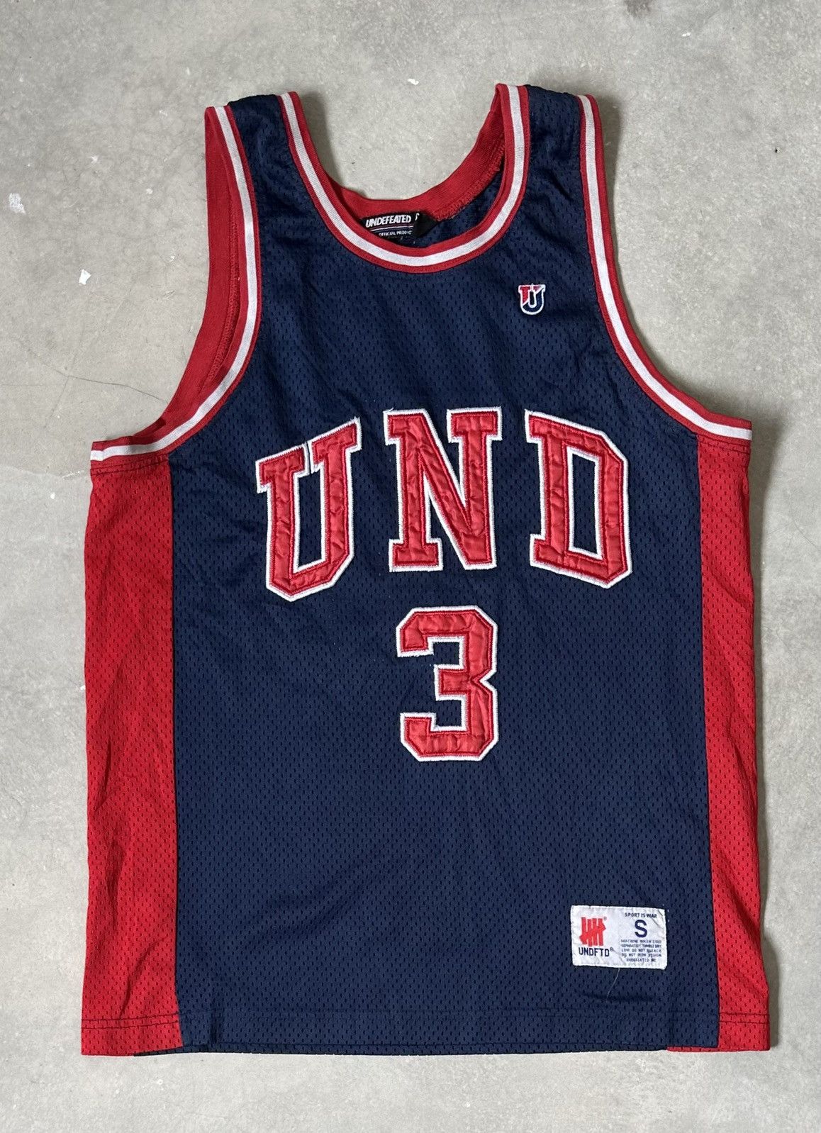 Undefeated UNDEFEATED BASKETBALL JERSEY Size US M / EU 48-50 / 2 - 1 Thumbnail