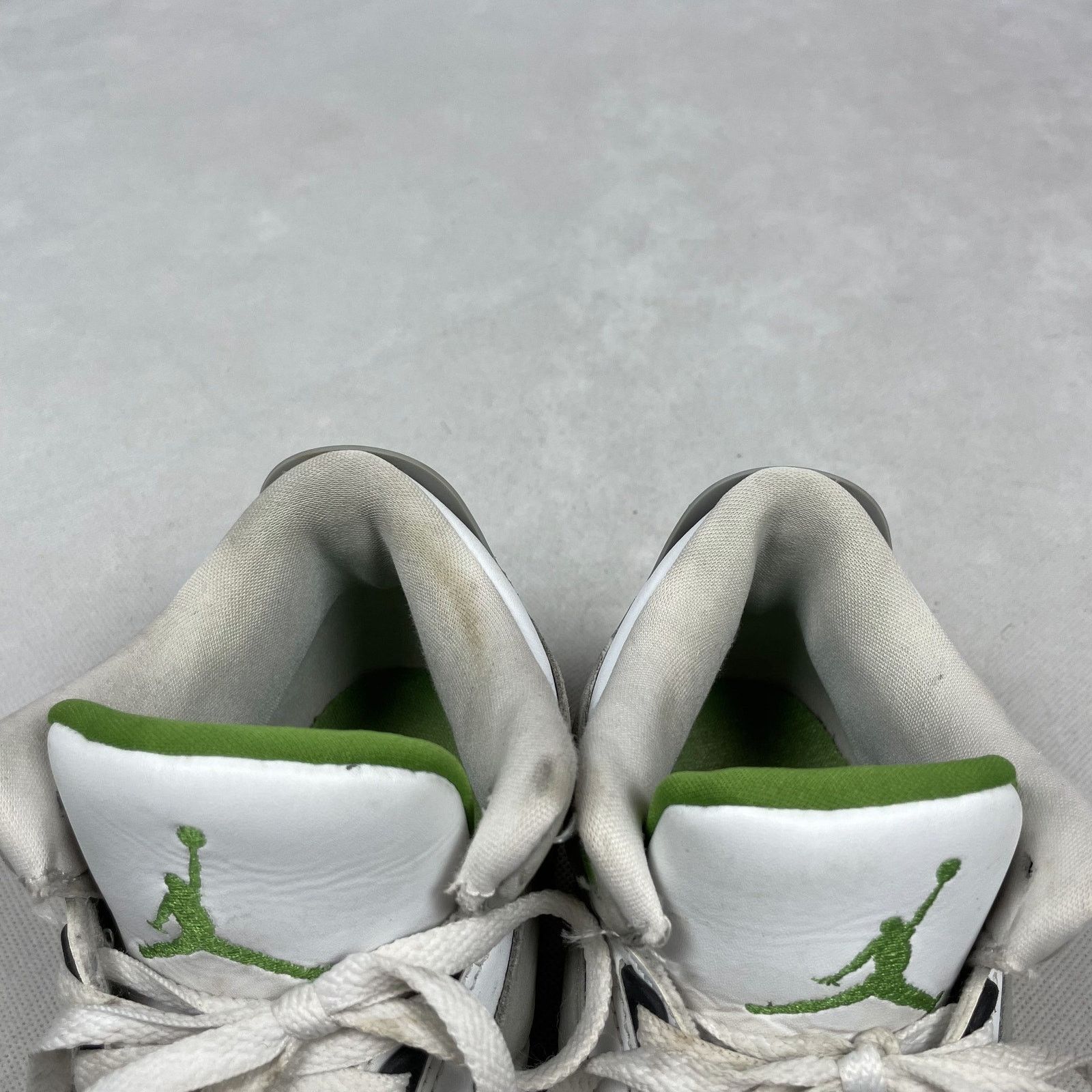 Jordan Brand Air Jordan 3 Retro Chlorophyll 136064-006 Men Basketball 9.5 Size US 9.5 / EU 42-43 - 11 Thumbnail