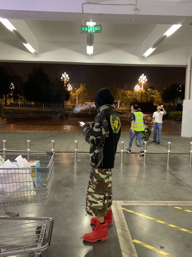 Vetements Vetements Runway Camo Fake Two-Piece Jacket Hoodie Size US M / EU 48-50 / 2 - 8 Thumbnail