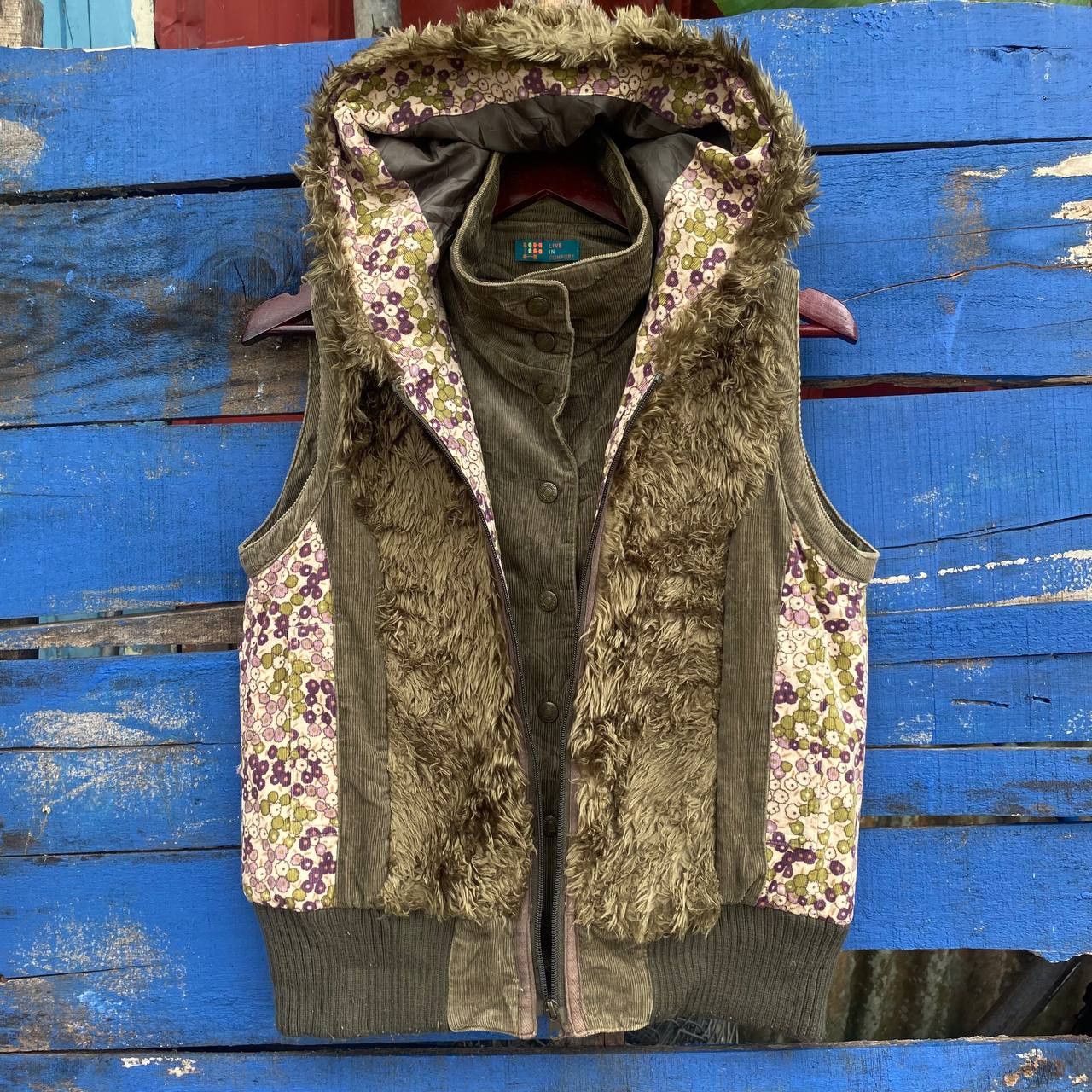 If Six Was Nine × Japanese Brand × Le Grande Bleu (L.G.B.) ✅Accpt offers✅Live In Comfort Faux Fur Hoodie Vest Size US M / EU 48-50 / 2 - 2 Thumbnail