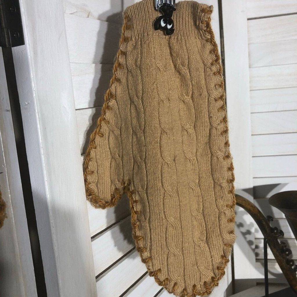 Vintage Cable Knit Wool Mittens 3D Puppy Appliqué Embroidery Beige L Size ONE SIZE - 8 Thumbnail