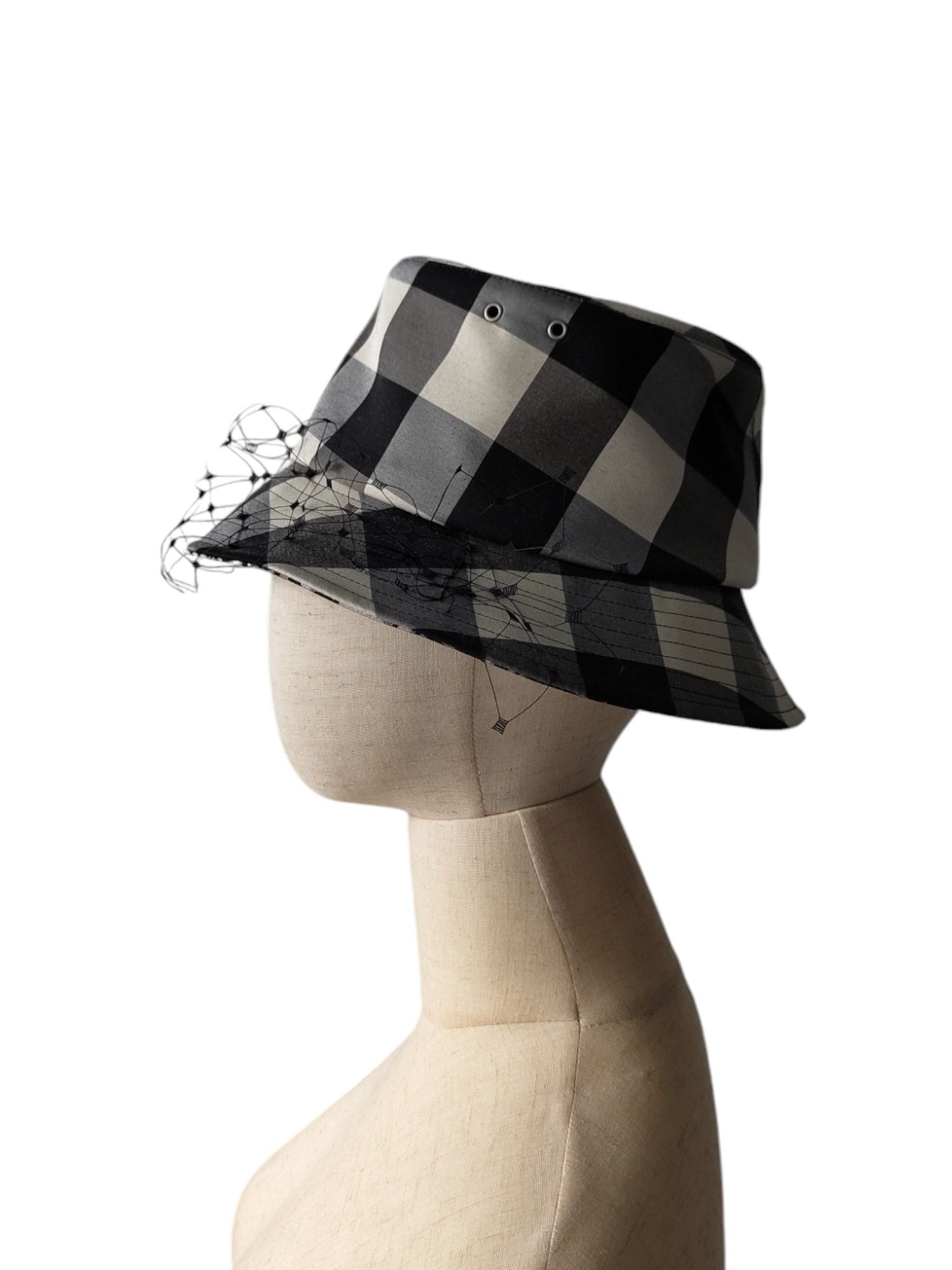 Dior Black And Beige Checkered Bucket Hat With Veil Size ONE SIZE - 3 Thumbnail