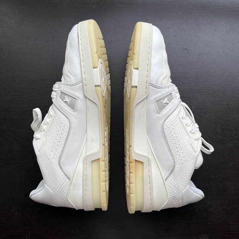 Louis Vuitton Louis Vuitton White Leather Low-Top Trainers - Size US 10.5 / EU 43-44 - 4 Thumbnail