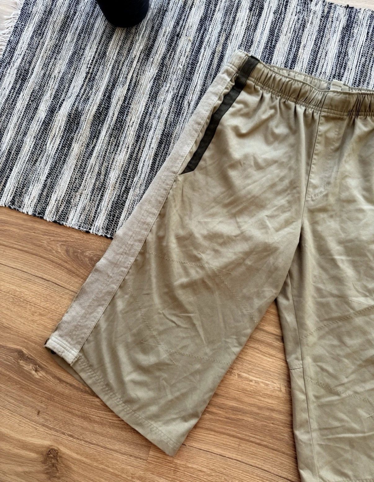 Nike VINTAGE NIKE SHORTS DOWNING STADIUM KHAKI BRIDGES Size L Size US 35 - 3 Thumbnail