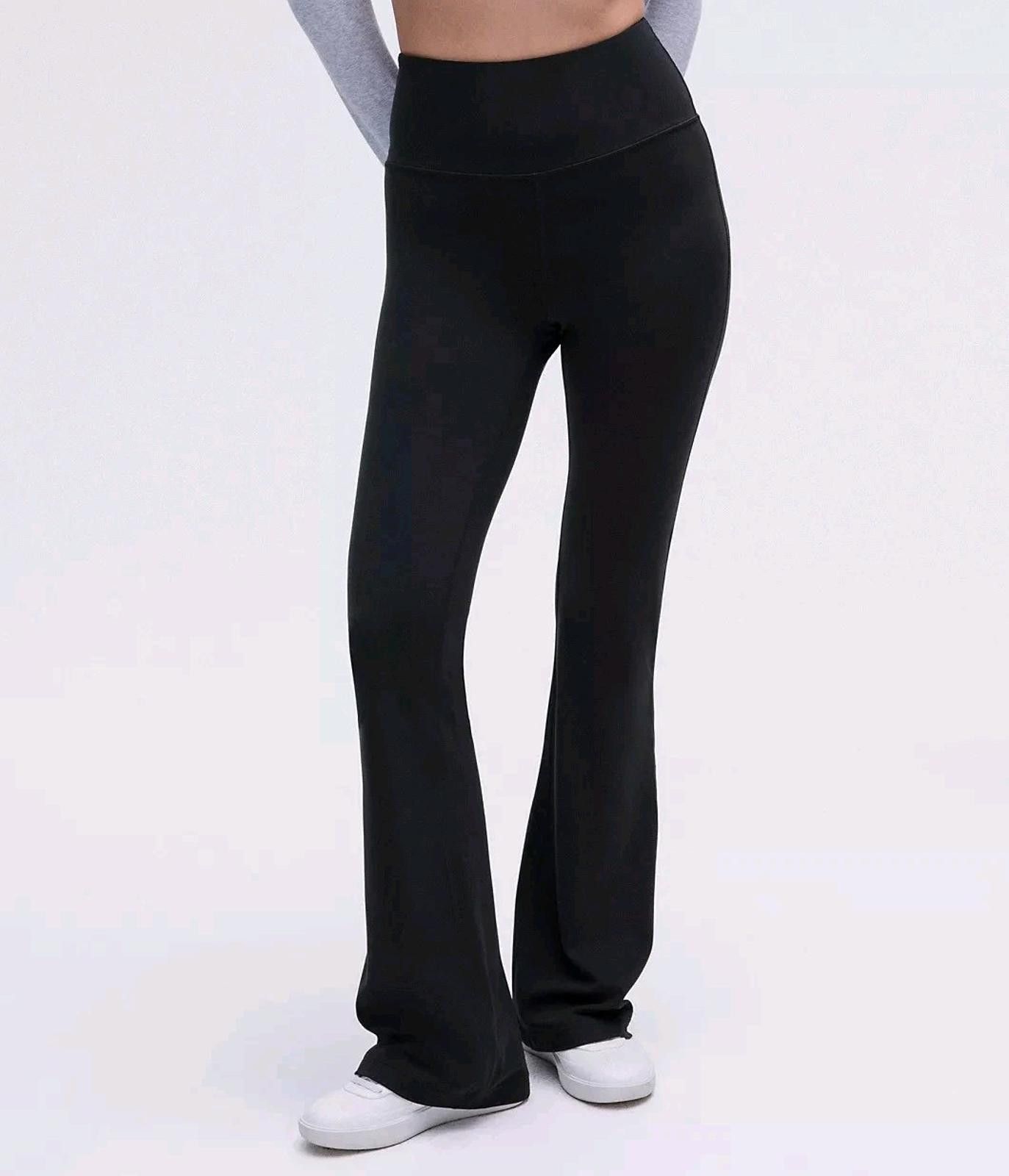 Lululemon Lululemon Black Groove Pant Nulu Flare Yoga Pants Size 4 Size 27" / US 4 / IT 40 - 6 Thumbnail