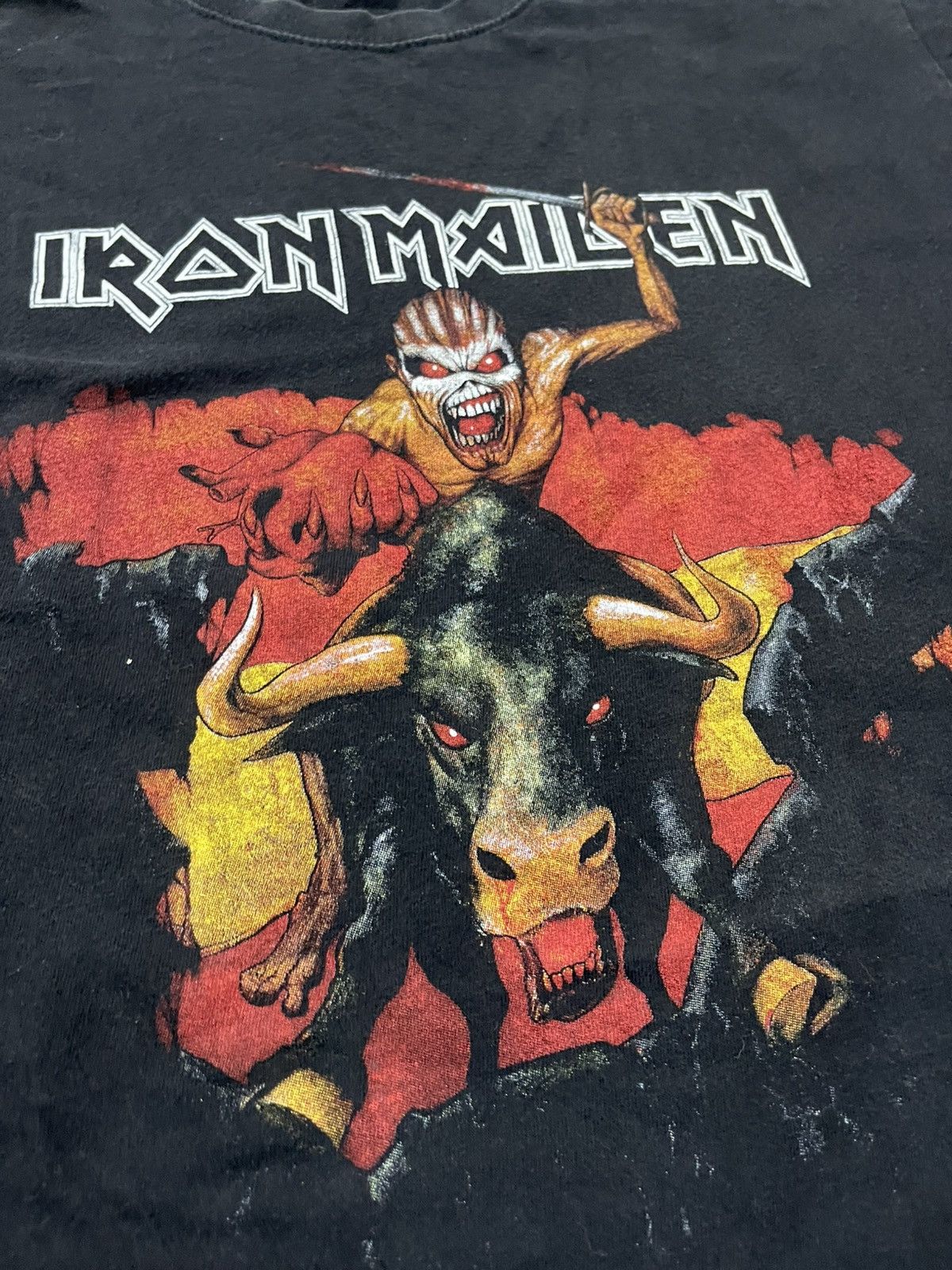 Band Tees Iron Maiden Tour 2016 The Book of Souls Spain Mens Size US M / EU 48-50 / 2 - 4 Thumbnail