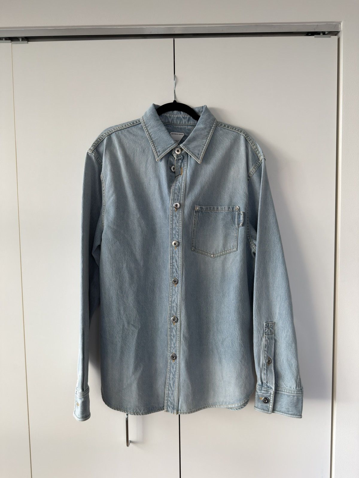 Bottega Veneta BNWT Light Bleach Denim Shirt 52 Size US XL / EU 56 / 4 - 2 Thumbnail