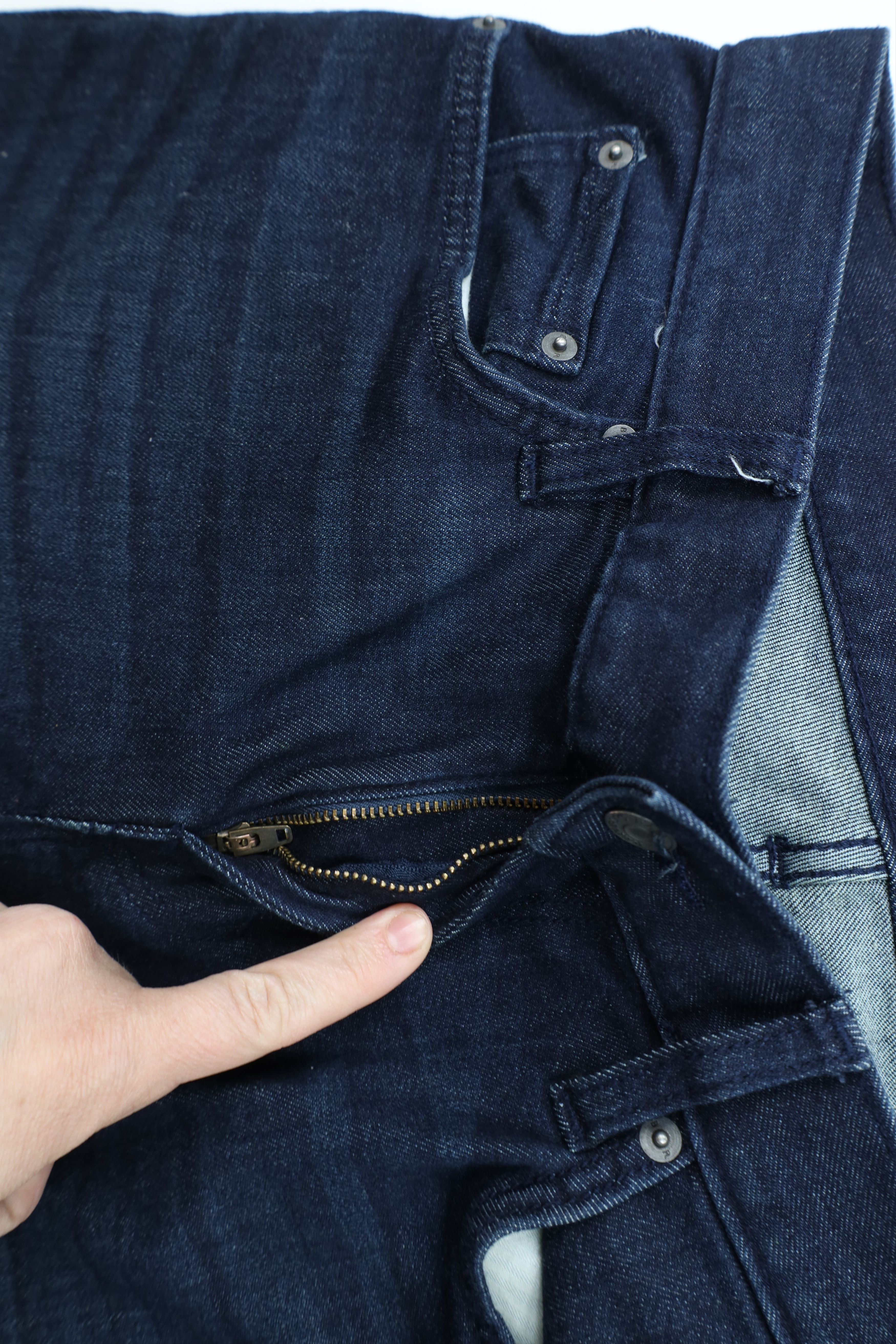 Banana Republic × Vintage Banana Republic Athletic Fit Stretch Travel Denim Jeans Blue Size US 33 - 6 Thumbnail