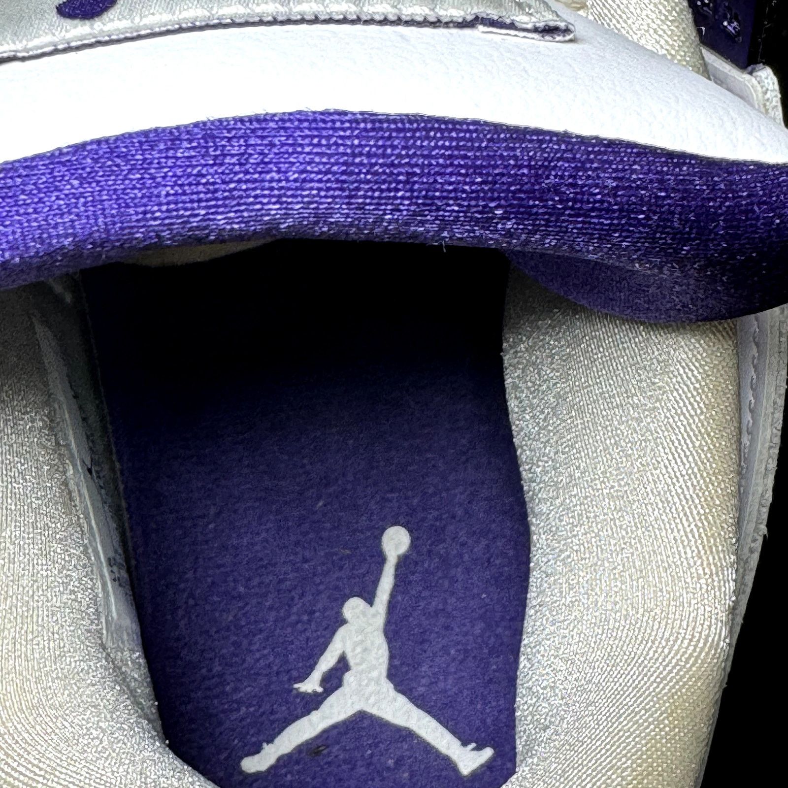 Jordan Brand × Nike Size 9.5 - Air Jordan 4 Retro Purple Metallic Men's Shoes Size US 9.5 / EU 42-43 - 6 Thumbnail