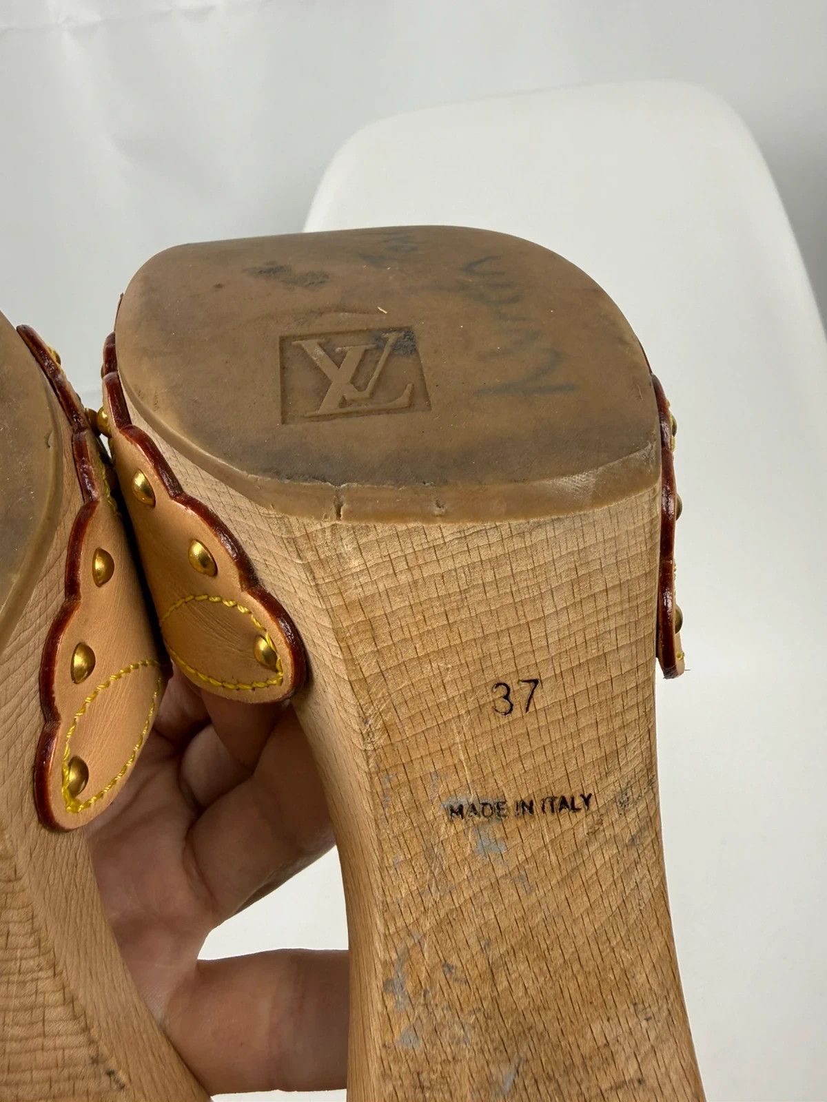 Louis Vuitton Louis Vuitton Leather Wooden Slides Clog Sandals size 37 Size US 7 / IT 37 - 9 Thumbnail
