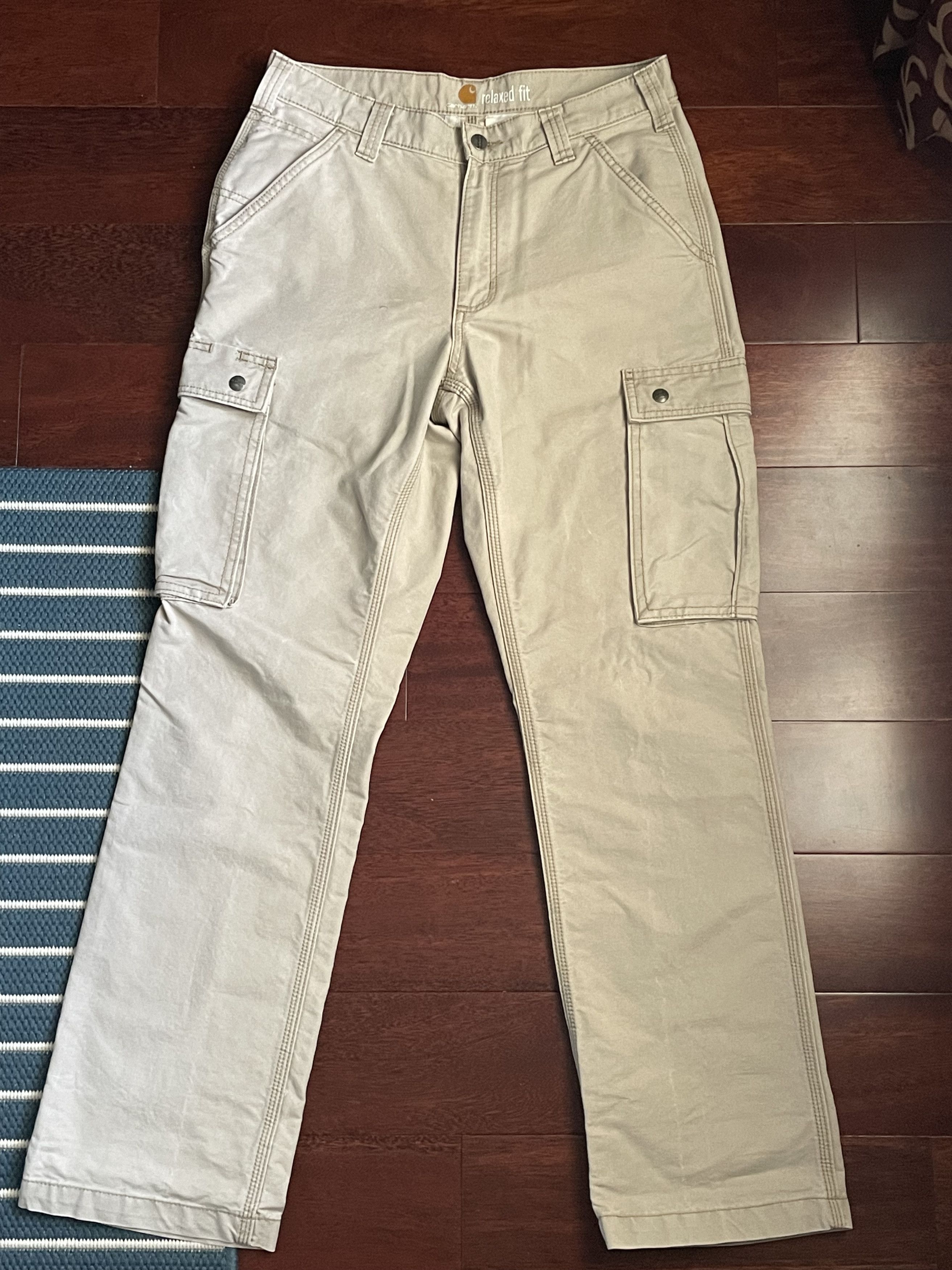 Carhartt Carhartt Khaki Cargo Pants Relaxed fit (32x31) Grailed