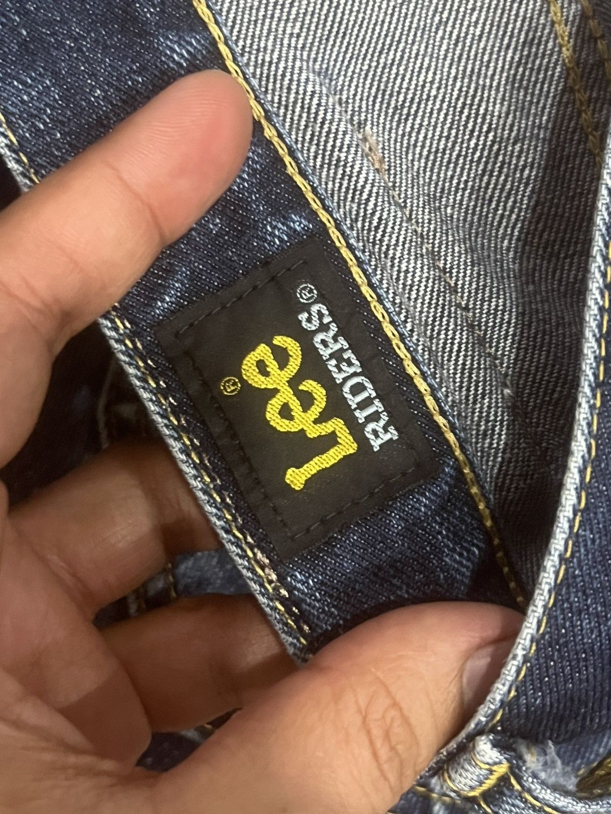 Vintage Vintage Lee Japan Dark Blue Faded Washed Distress Flare Jean Size US 31 - 17 Thumbnail