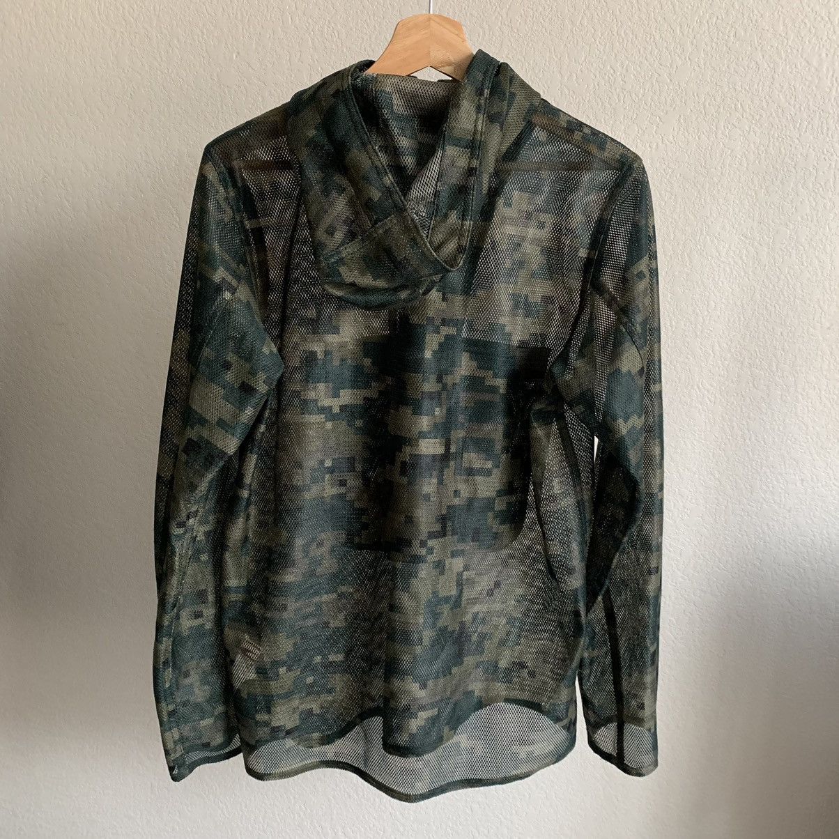 Beauty Beast Beauty:beast digi camo mesh hoodie Size US L / EU 52-54 / 3 - 2 Thumbnail