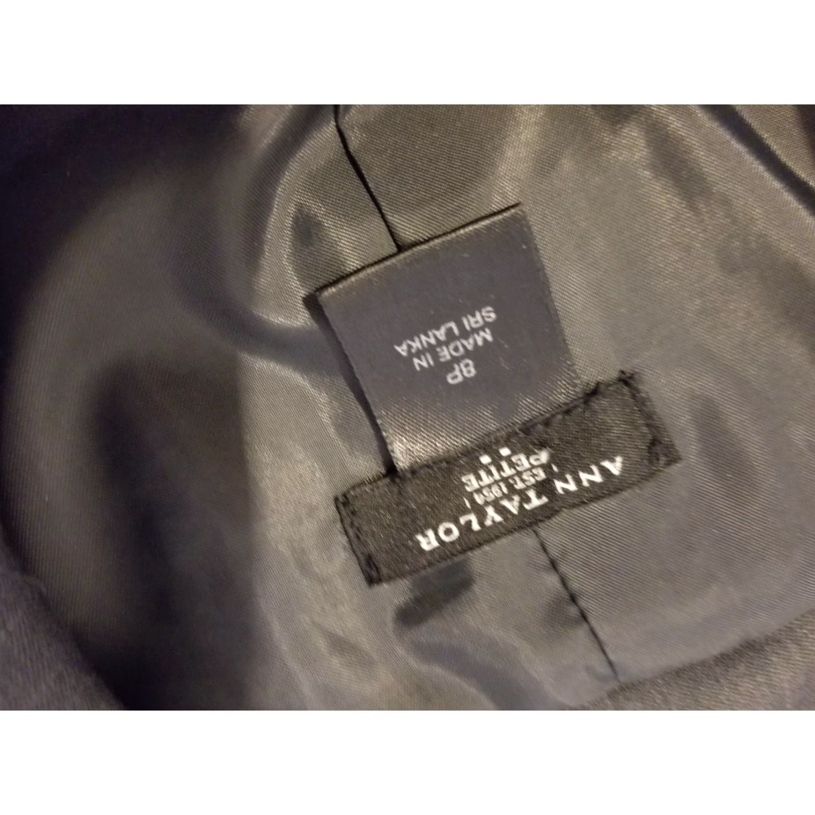 Ann Taylor VINTAGE? (No) Regular: Womens Ann Taylor Wool Blazer 8P Petite Gray Gray Shirt? Size M / US 6-8 / IT 42-44 - 4 Thumbnail