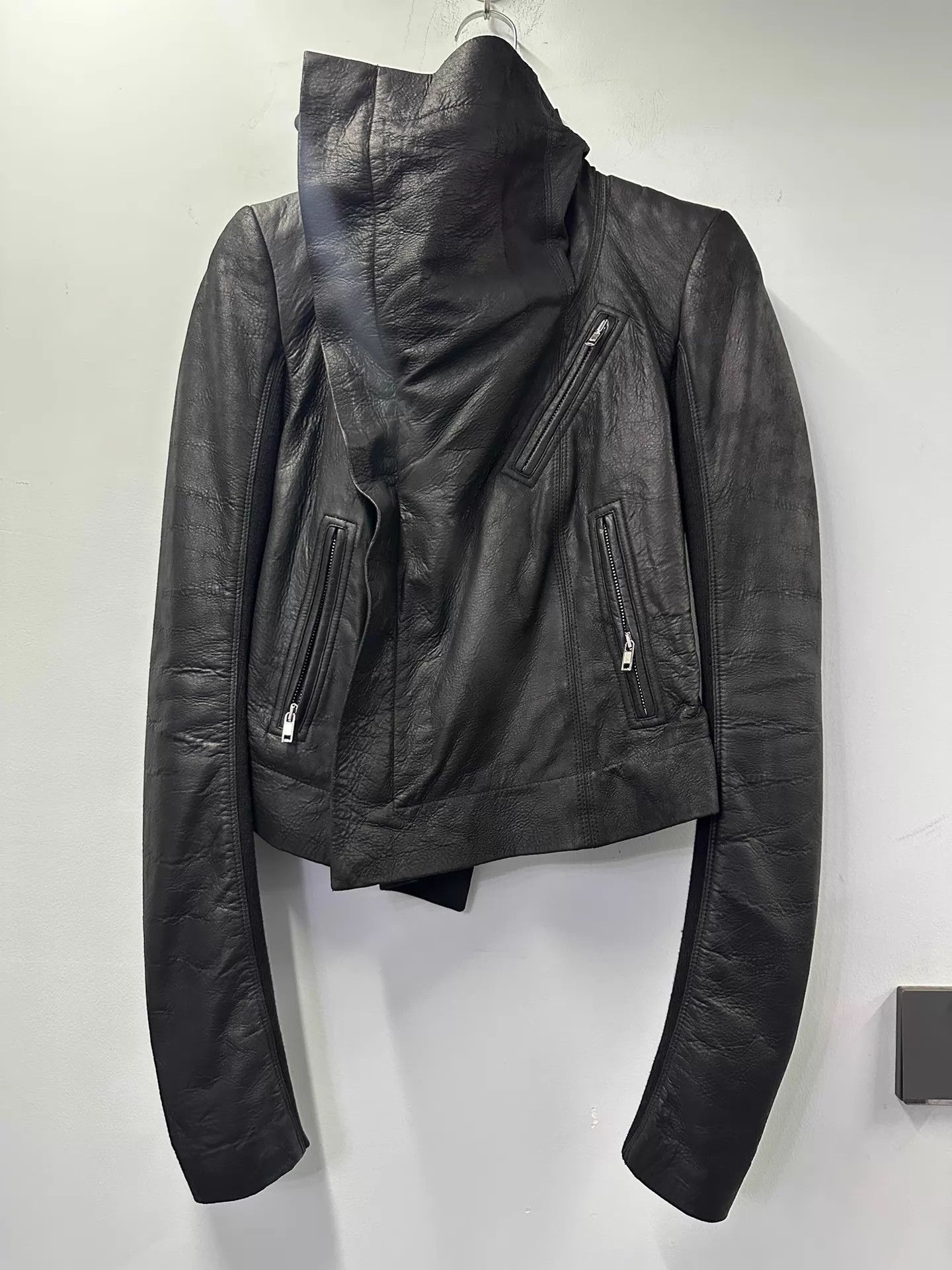 Rick Owens Rick Owens Distressed Sheepskin Biker Jacket Size 40/S Size S / US 4 / IT 40 - 2 Thumbnail