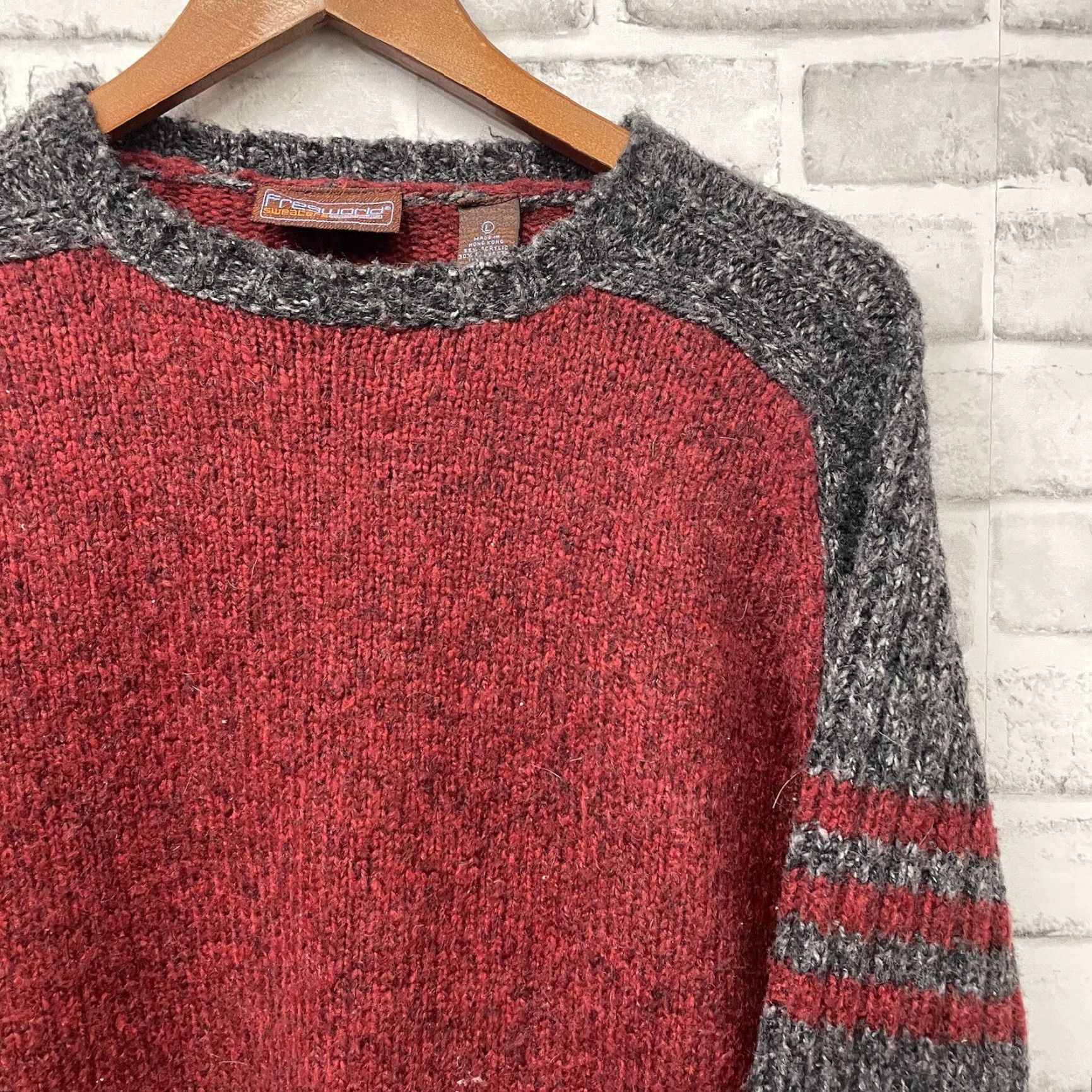 Vintage VINTAGE Freeworld Acrylic Wool Blend Pullover Sweater Red Mens Size L Size US L / EU 52-54 / 3 - 2 Thumbnail