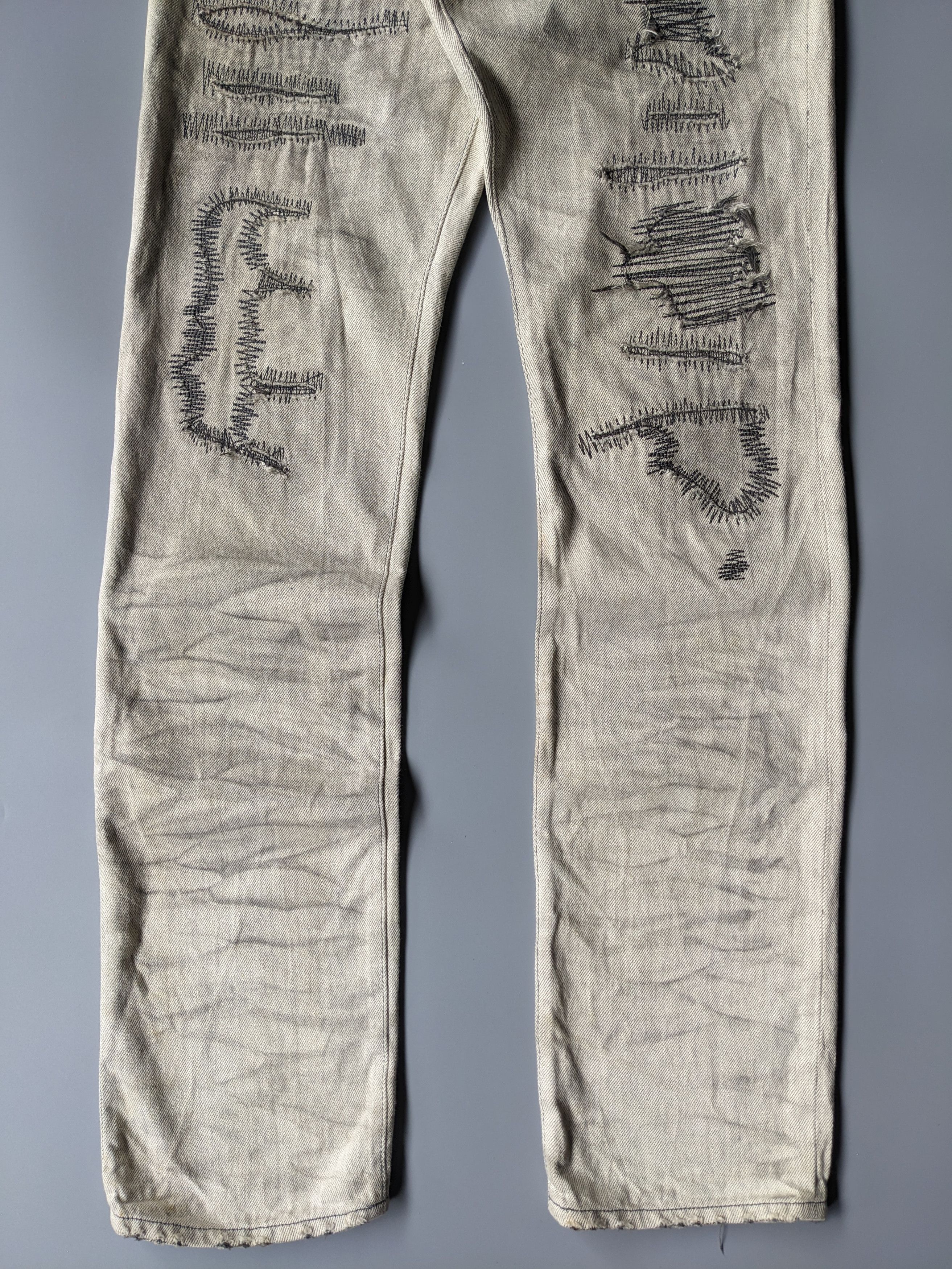 semanticdesign Semantic Design ripped like undercoverism jeans Size US 34 / EU 50 - 4 Thumbnail