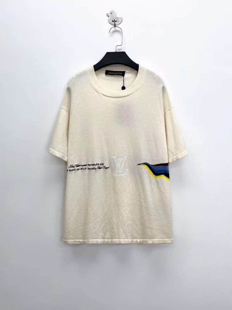 Louis Vuitton Louis Vuitton Beige Wave Stripe Cashmere Tee - dmc Size US XS / EU 42 / 0 - 1 Thumbnail