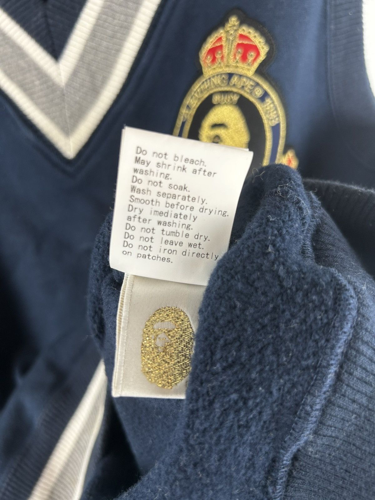 Bape Bape Emblem Vest Size US M / EU 48-50 / 2 - 6 Thumbnail