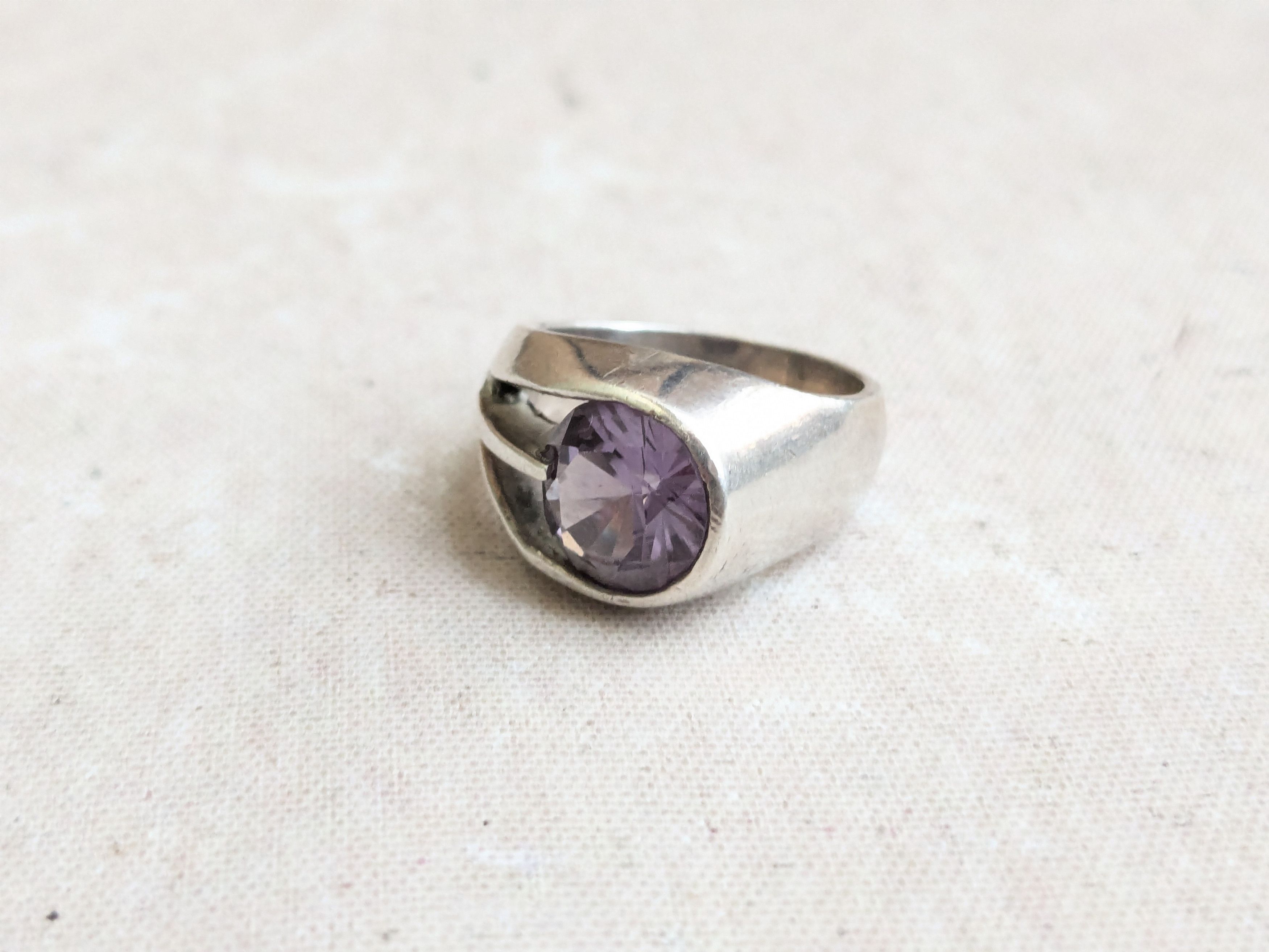 Sterling Silver Vintage Sterling Silver Ring Purple Amethyst 7.75 Art Deco Size ONE SIZE - 5 Thumbnail
