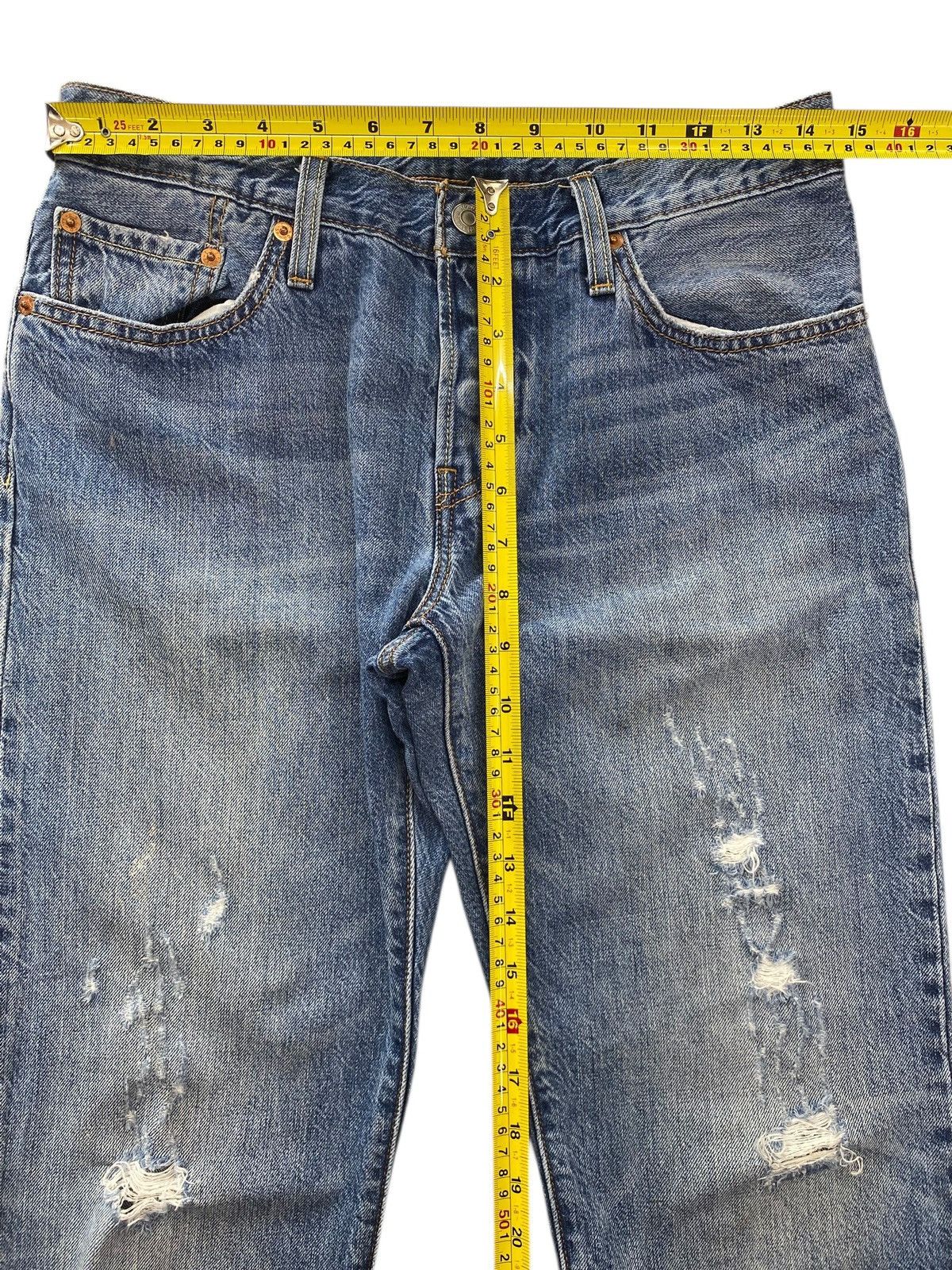 Levi's Levi’s Blue Wash Distressed Style Skinny Leg Jeans Size US 29 - 6 Thumbnail