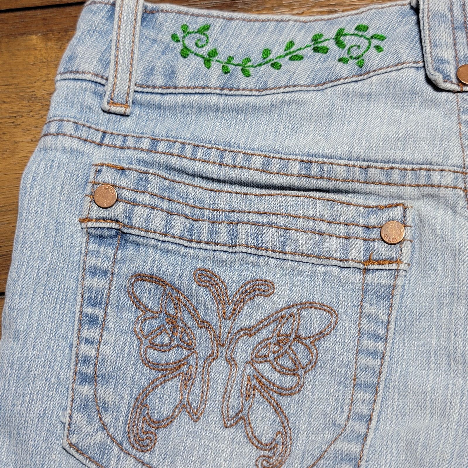 Other Glo Jeans Junior Denim Shorts w/ Embroidery - Size 3 Size 28" / US 6 / IT 42 - 5 Thumbnail