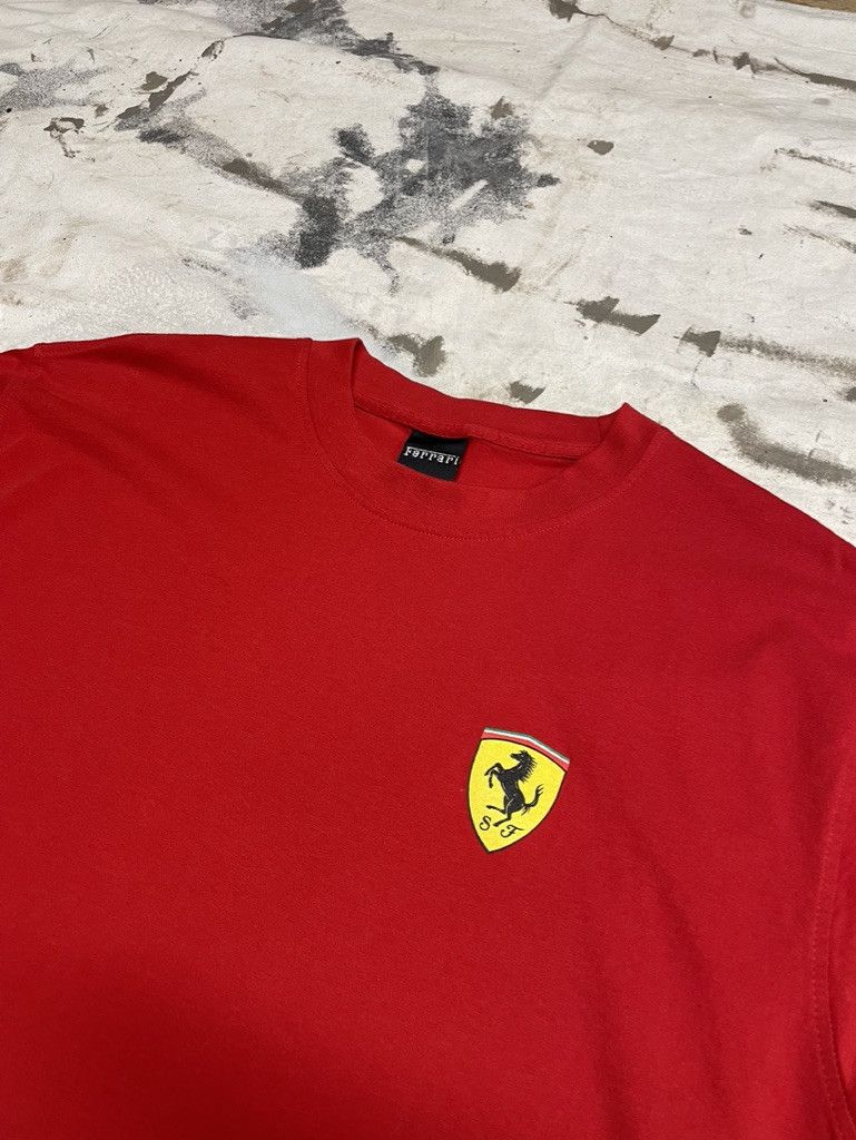 Ferrari Vintage Ferrari Chest Logo T- Shirt- 2002 Size US L / EU 52-54 / 3 - 3 Thumbnail