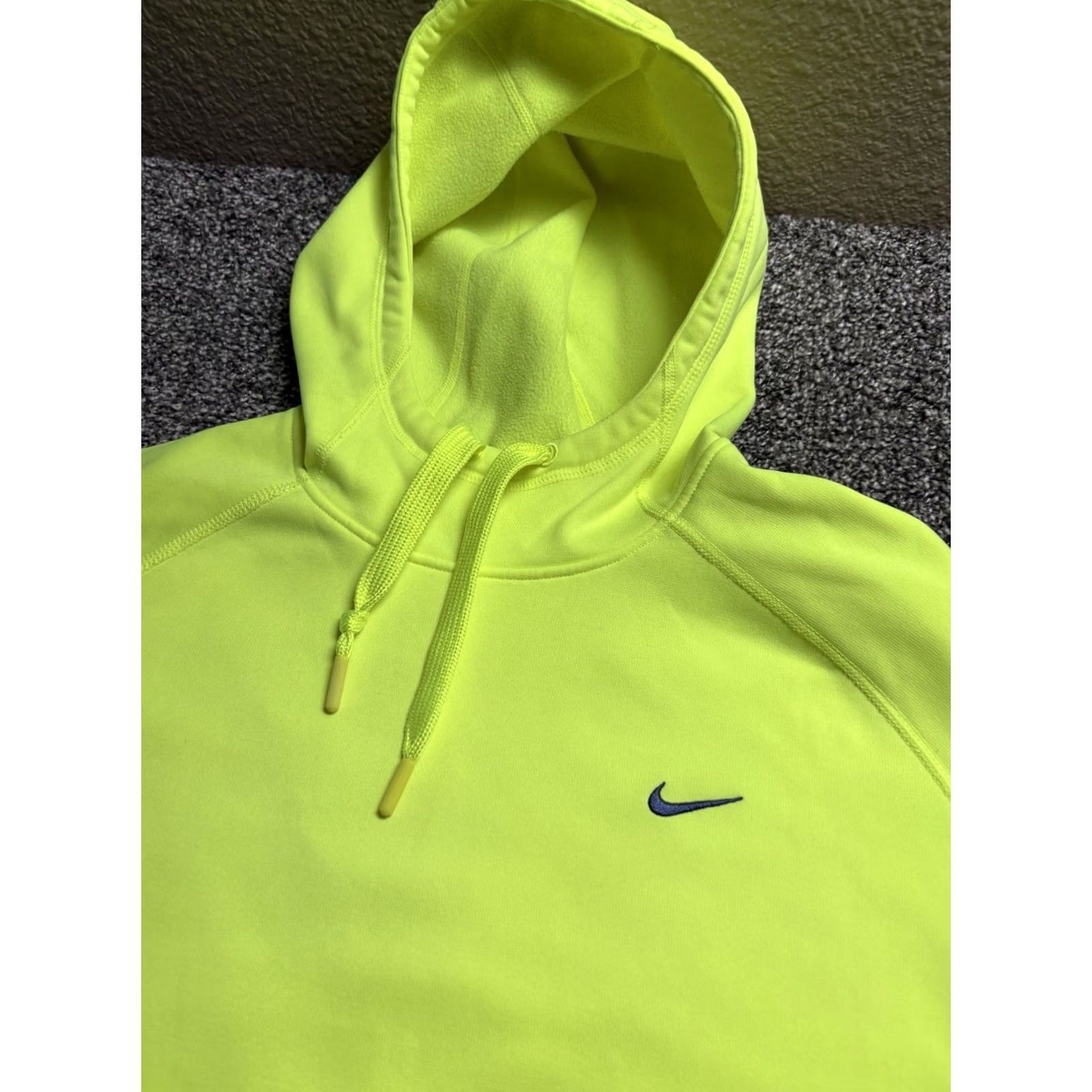 Nike Nike Therma Fit Hoodie Mens XL Bright Yellow Neon Athletic Thumbholes Hoodie Mens XL Yellow Neon Olympic? Size US XL / EU 56 / 4 - 7 Thumbnail