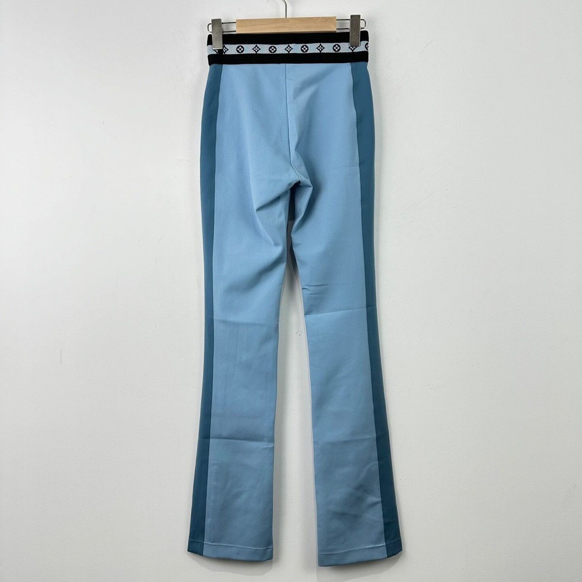Louis Vuitton blue flared trousers are from the Louis Vuitton LV Match Size 25" / US 0 / IT 36 - 2 Thumbnail